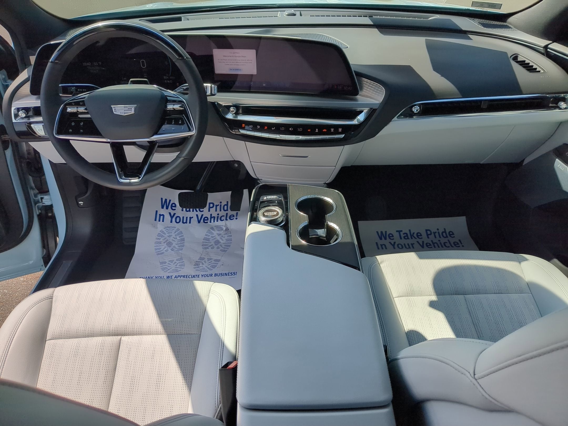 2024 Cadillac LYRIQ Sport 2