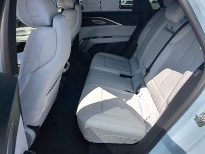 2024 Cadillac LYRIQ Sport 2