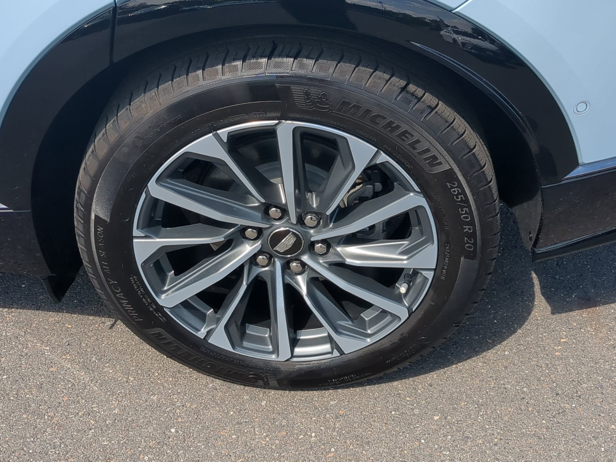 2024 Cadillac LYRIQ Sport 2