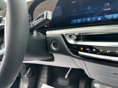 2024 Cadillac LYRIQ Sport 2