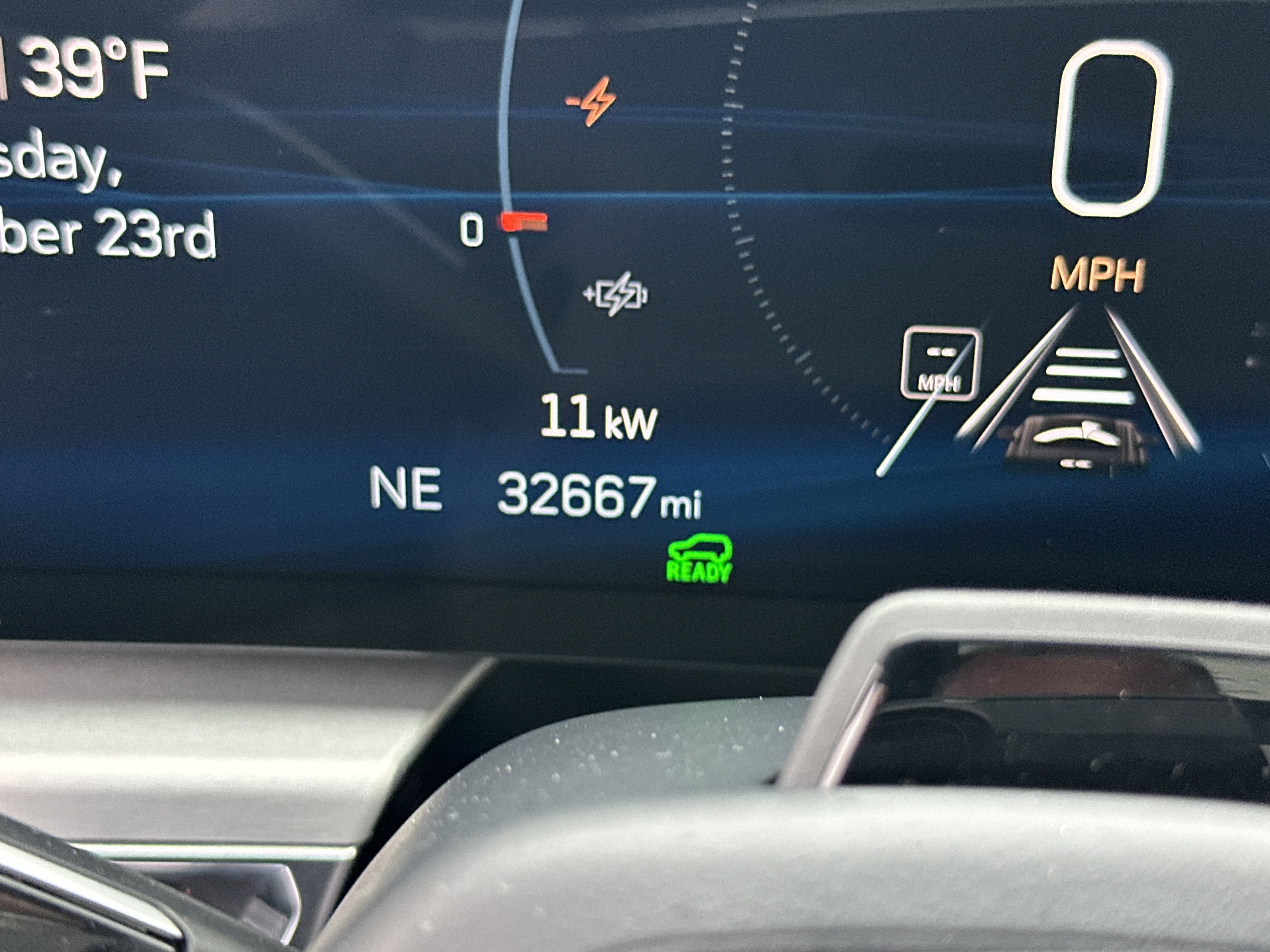 2024 Cadillac LYRIQ Sport 2