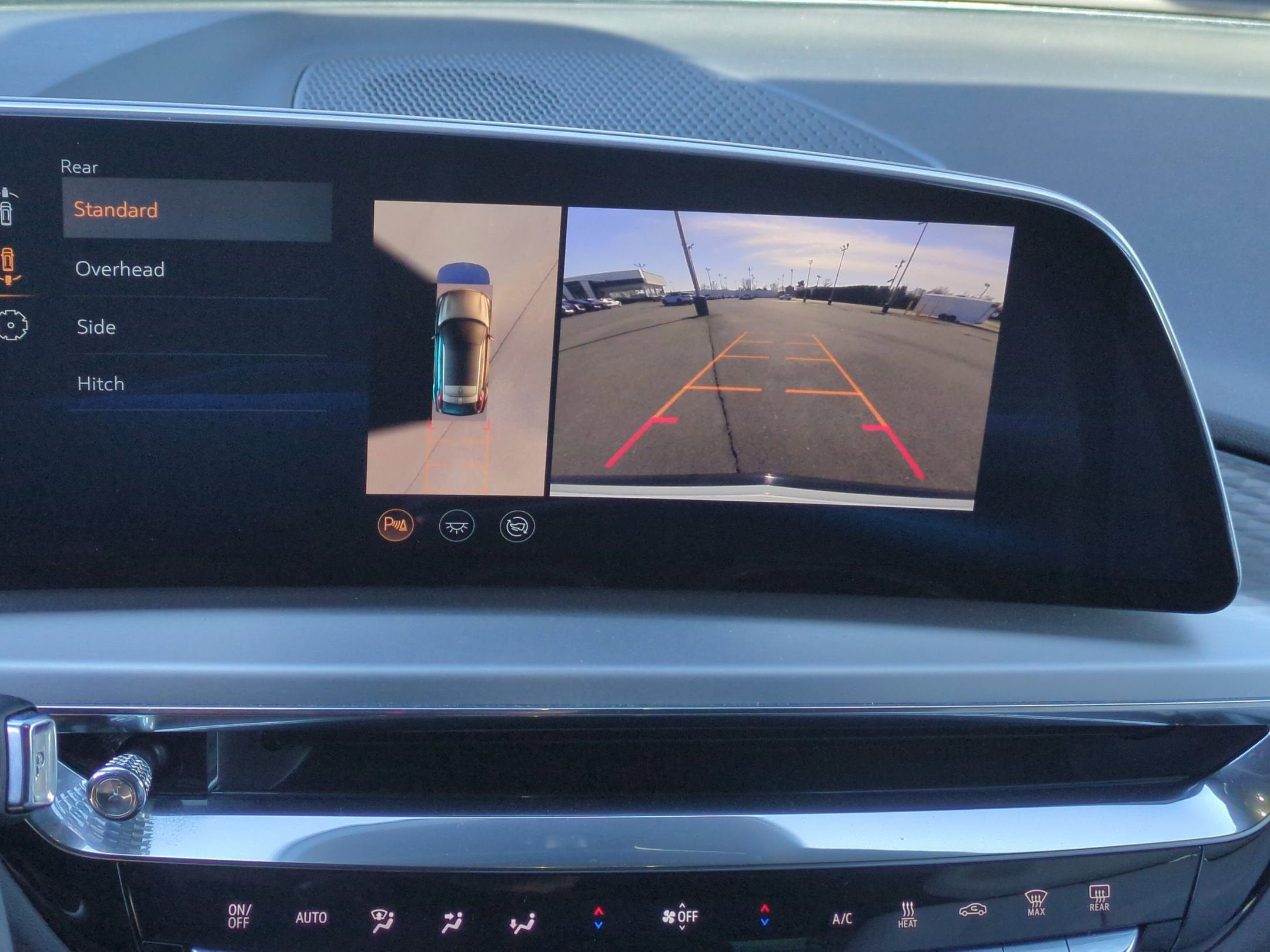 2024 Cadillac LYRIQ Sport 2