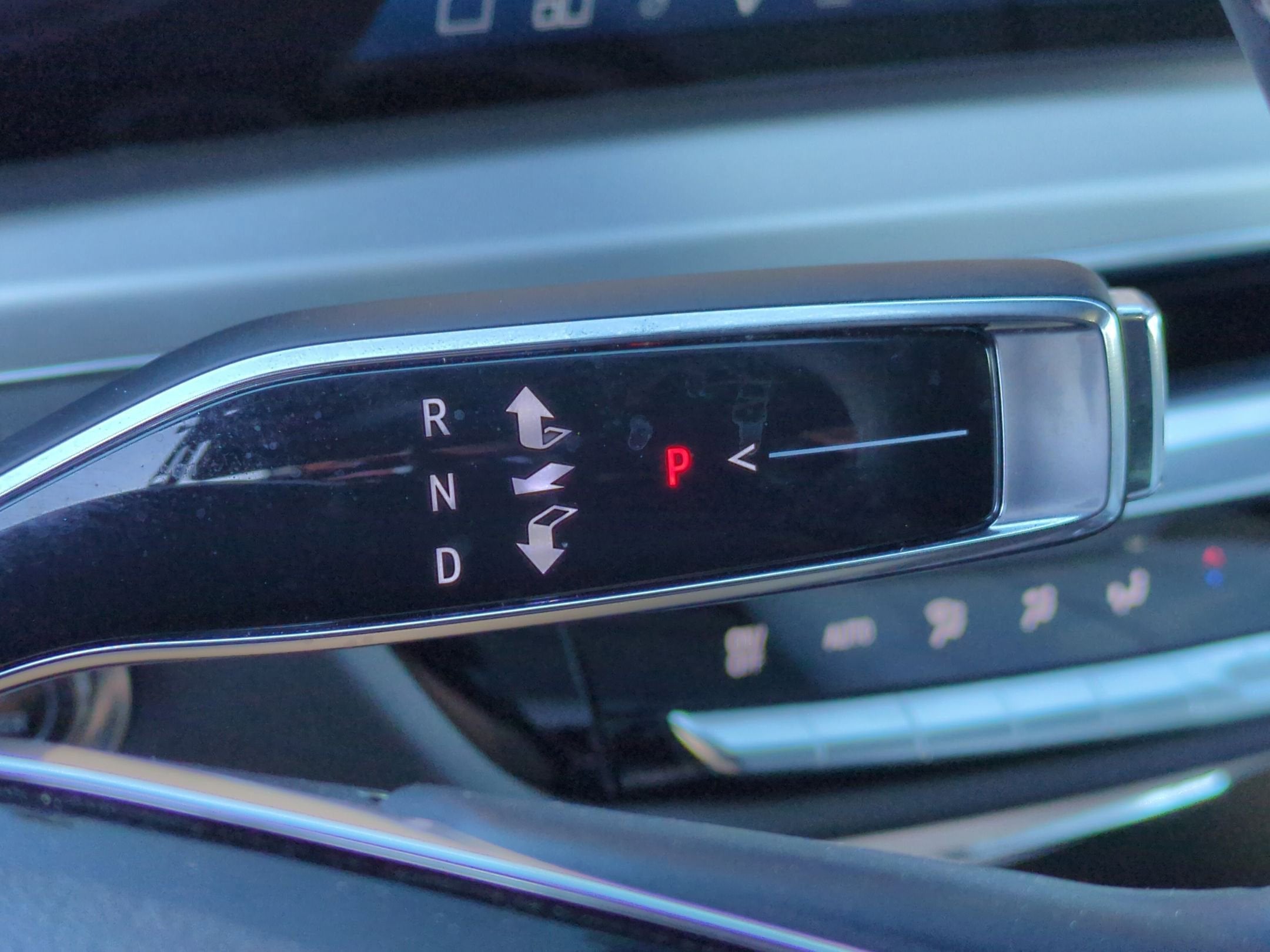 2024 Cadillac LYRIQ Sport 2