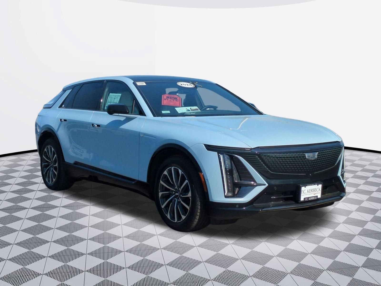 2024 Cadillac LYRIQ Sport 2