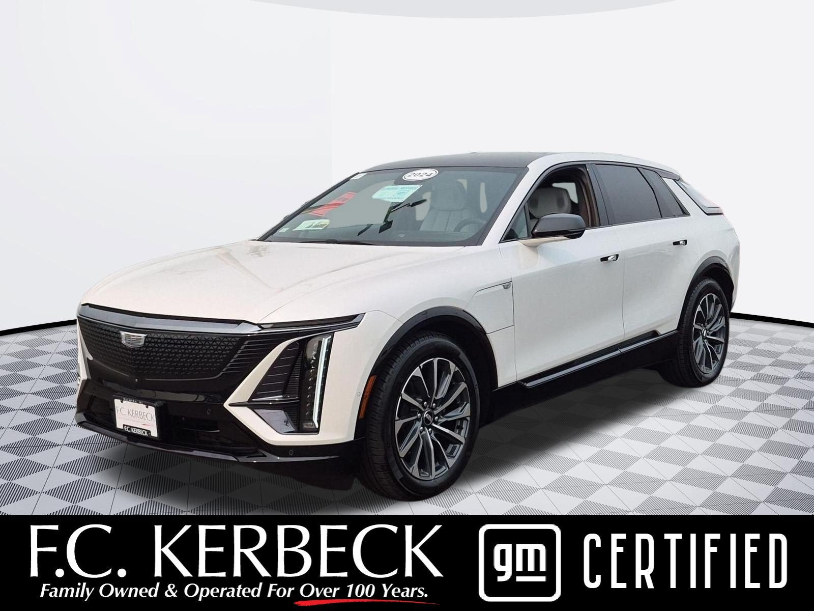 2024 Cadillac LYRIQ Sport 2