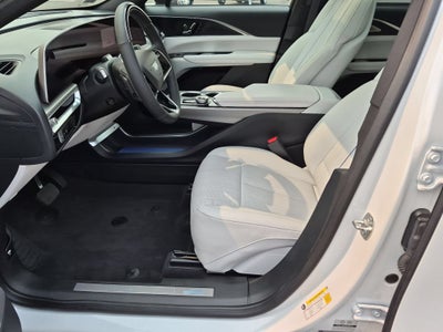 2024 Cadillac LYRIQ Sport 2