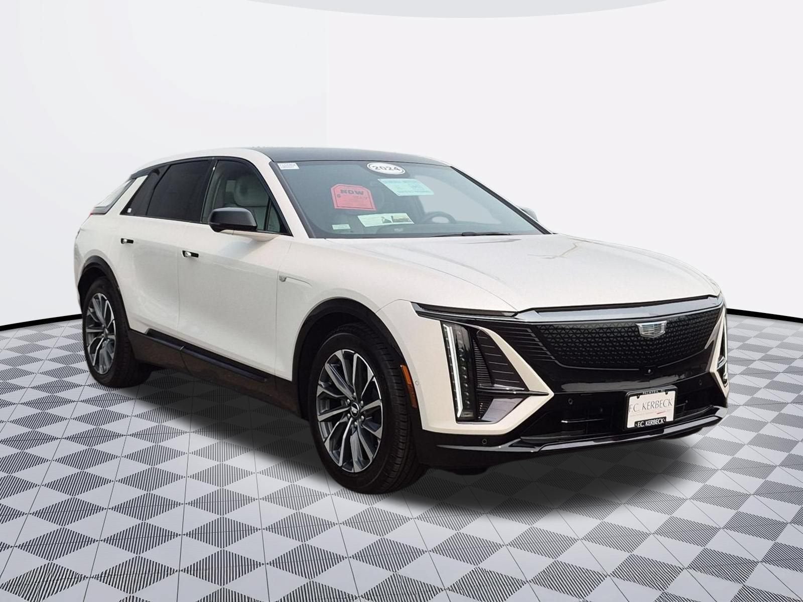 2024 Cadillac LYRIQ Sport 2