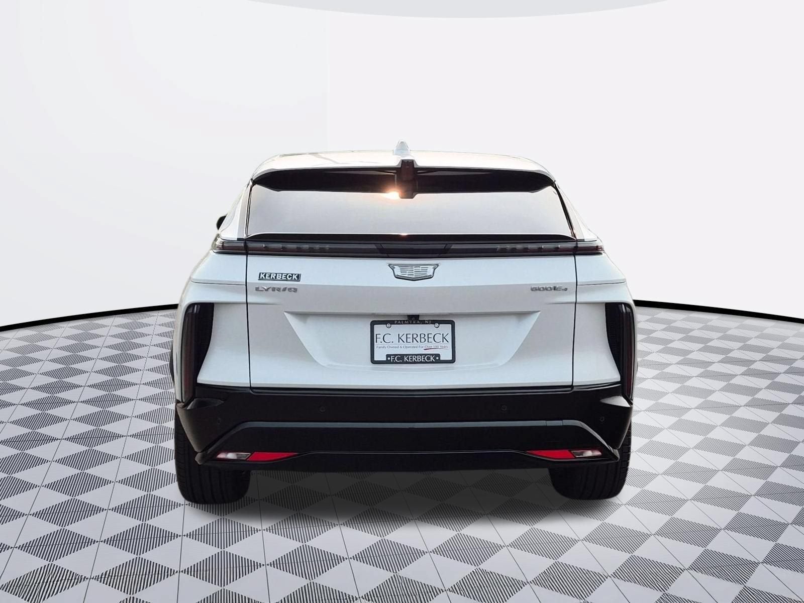 2024 Cadillac LYRIQ Sport 2