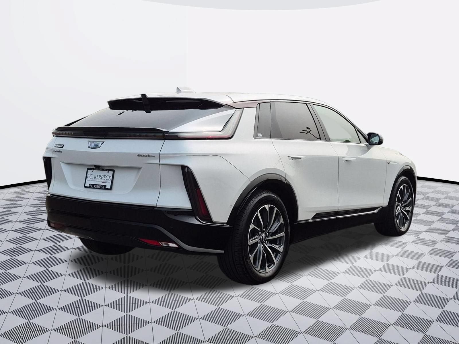 2024 Cadillac LYRIQ Sport 2