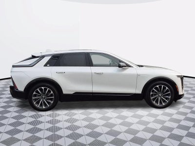 2024 Cadillac LYRIQ Sport 2