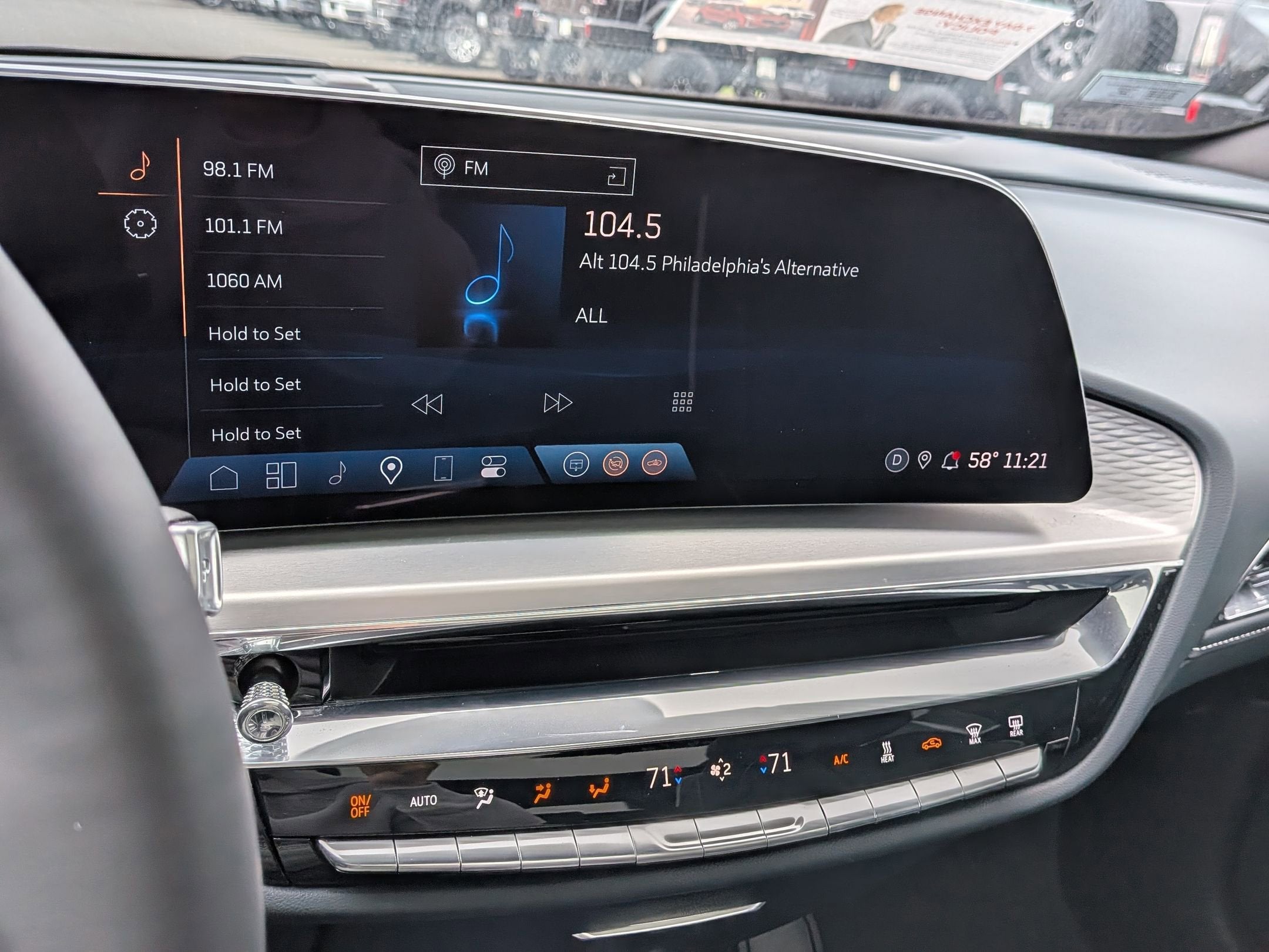 2024 Cadillac LYRIQ Sport 3