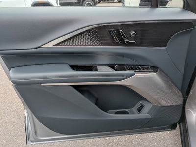 2024 Cadillac LYRIQ Sport 3