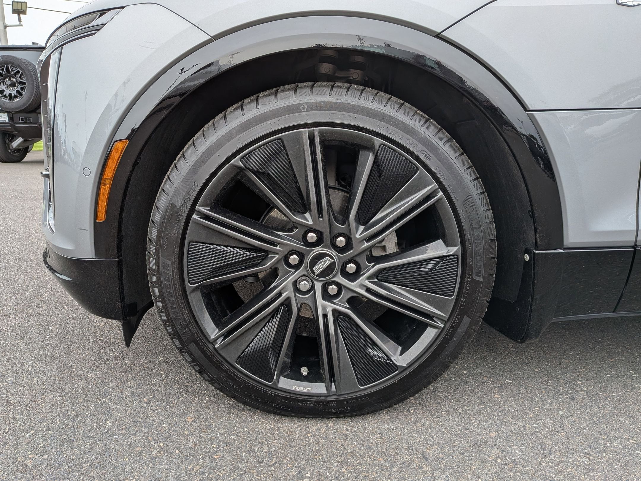 2024 Cadillac LYRIQ Sport 3