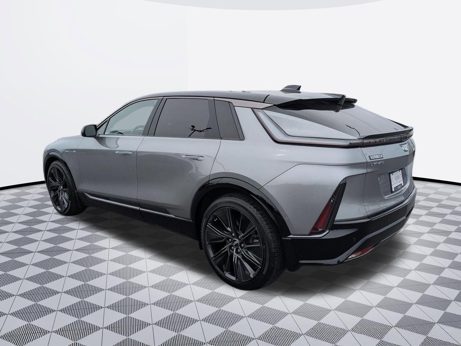 2024 Cadillac LYRIQ Sport 3