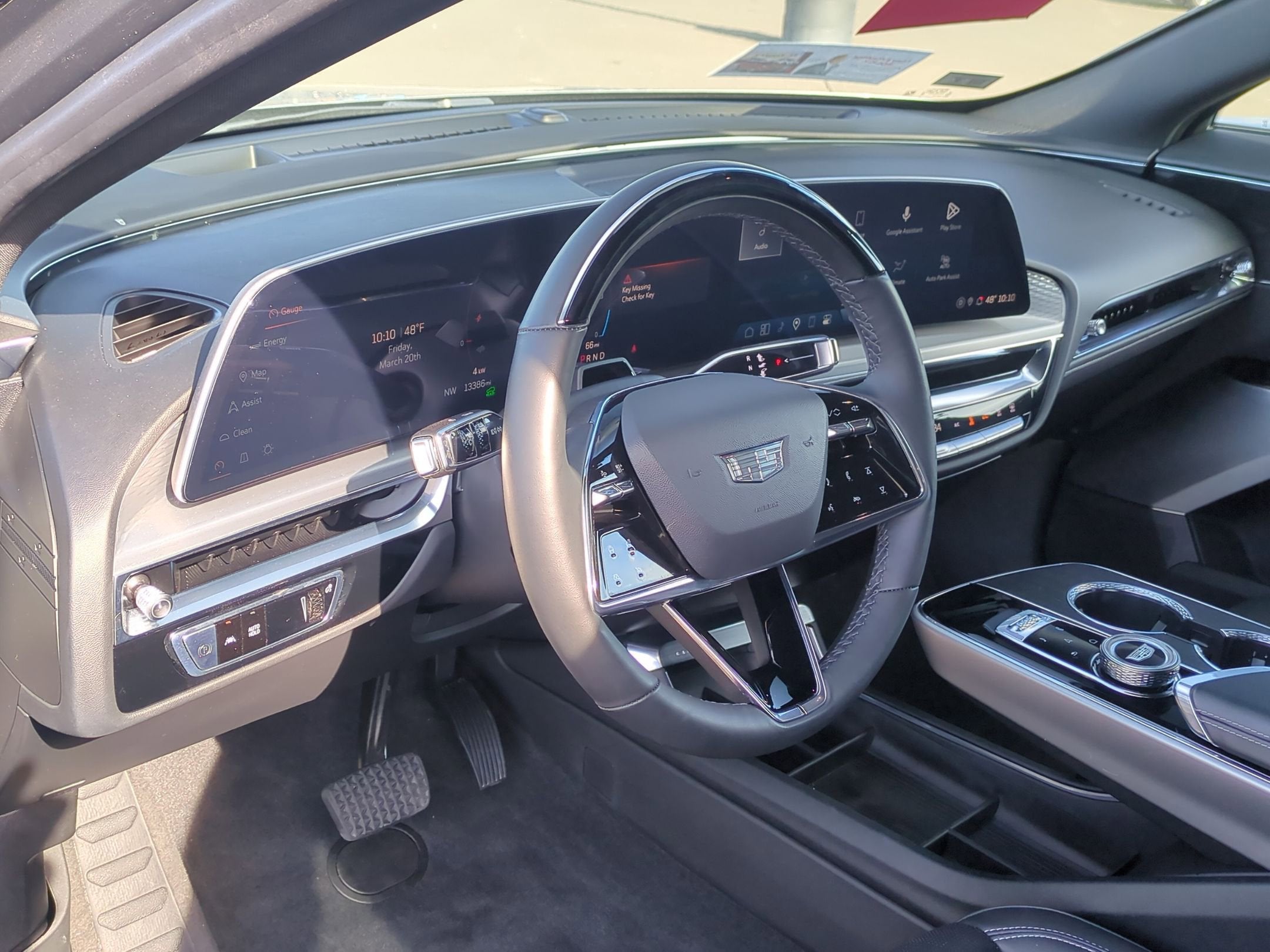 2024 Cadillac LYRIQ Sport 3