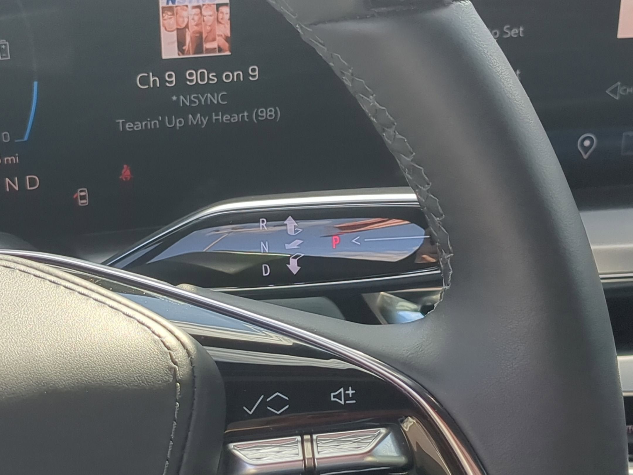 2024 Cadillac LYRIQ Sport 3