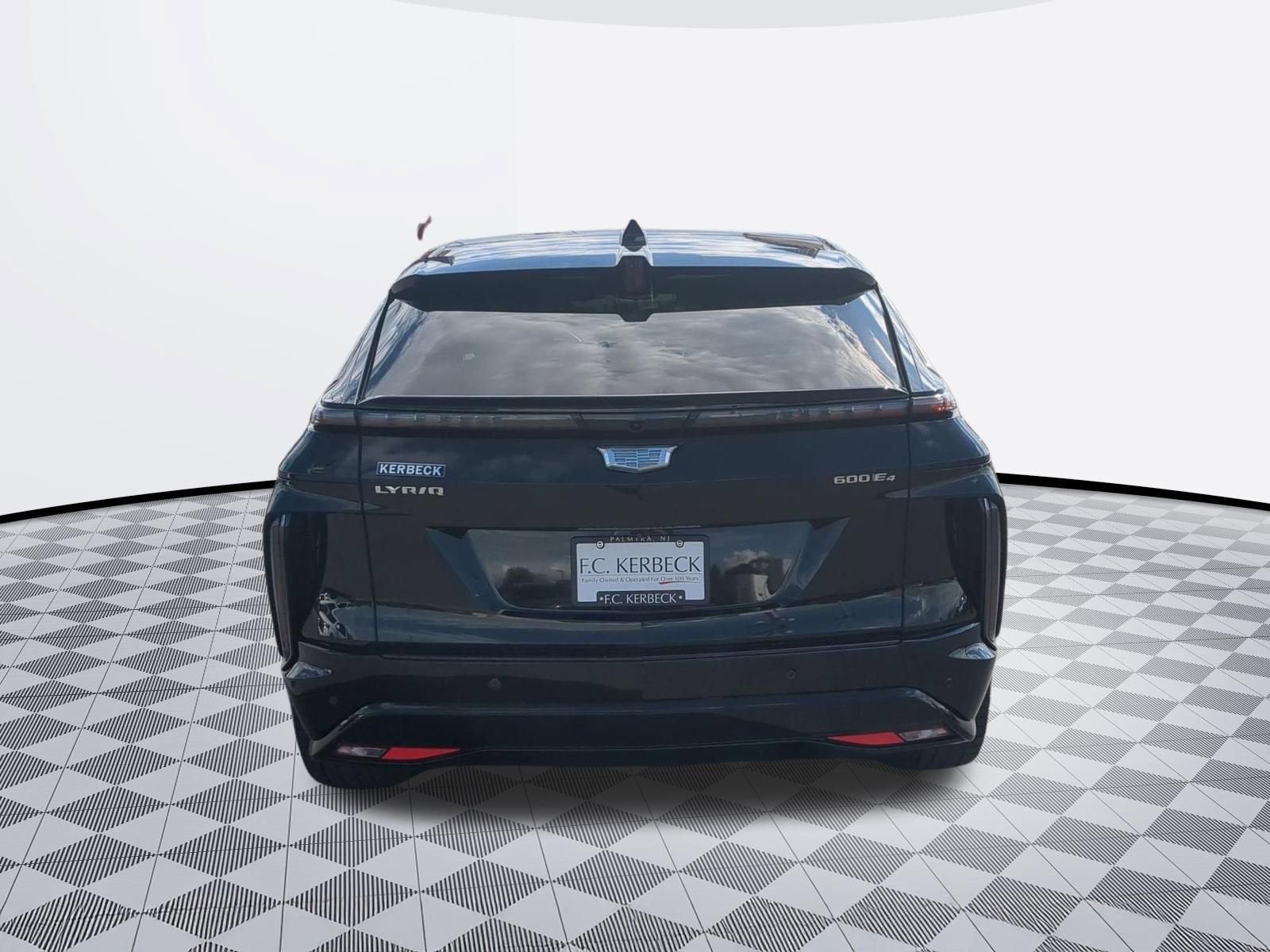 2024 Cadillac LYRIQ Sport 3