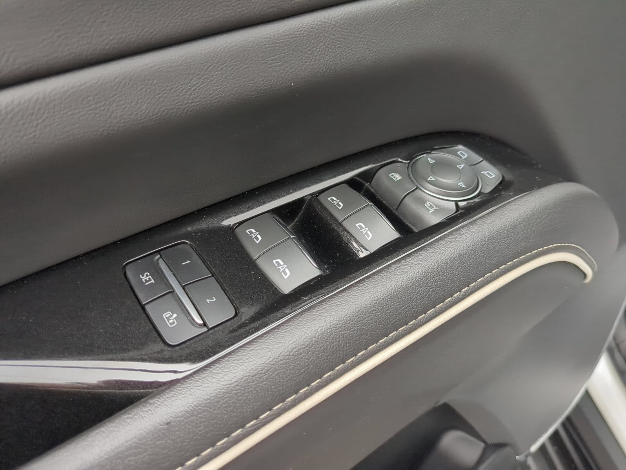 2022 Cadillac Escalade Luxury