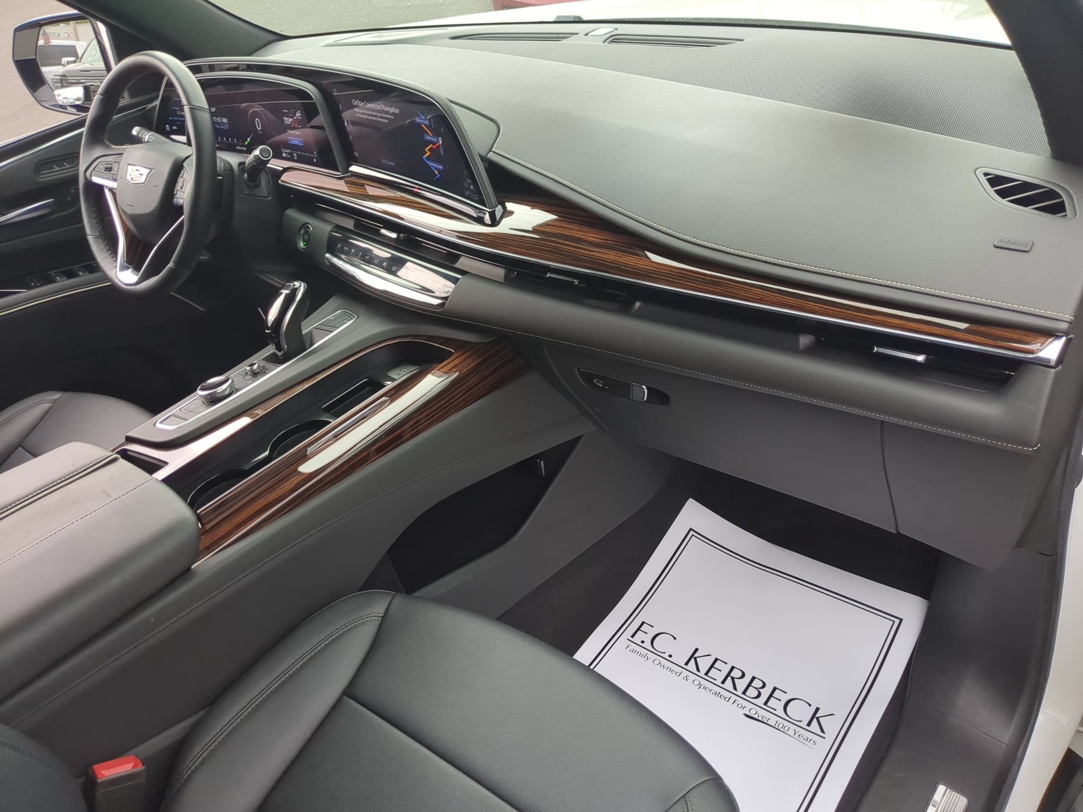 2022 Cadillac Escalade Luxury