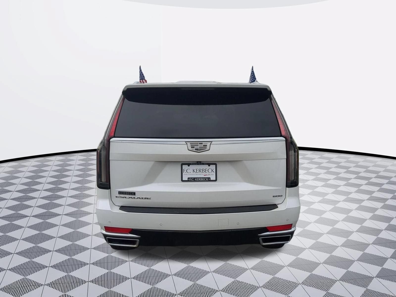 2022 Cadillac Escalade Luxury