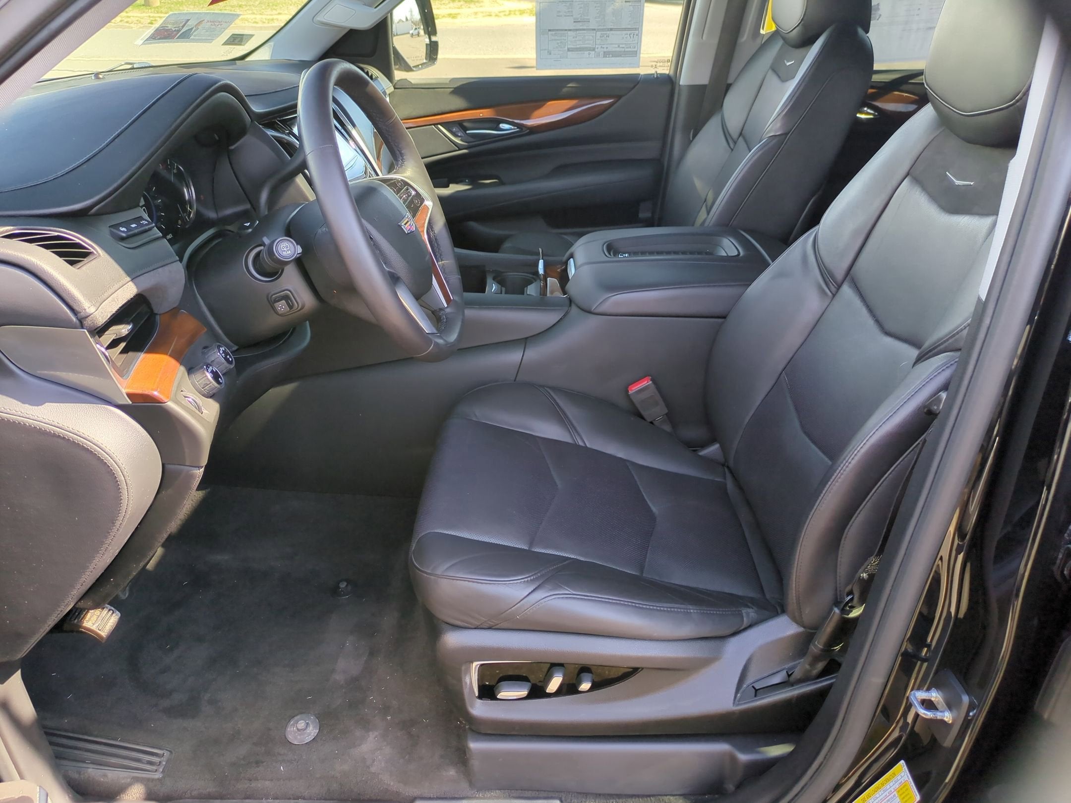 2020 Cadillac Escalade Luxury