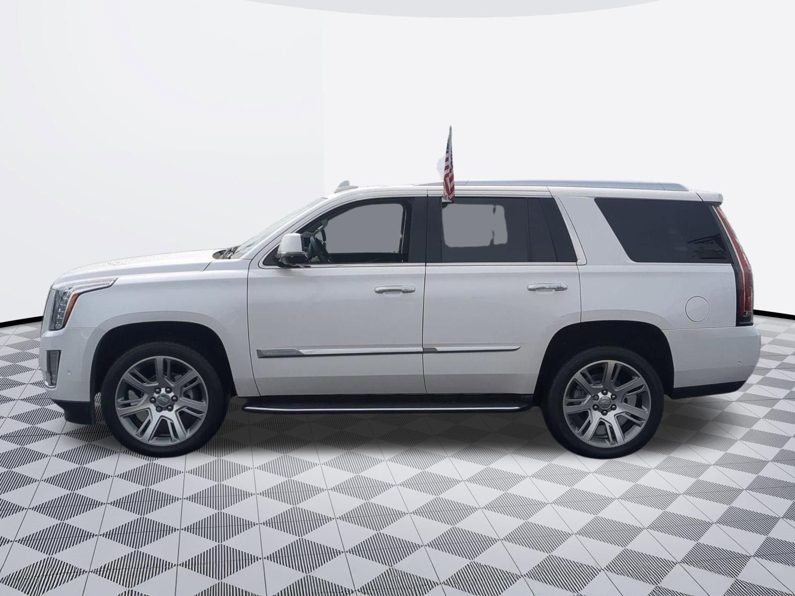 2020 Cadillac Escalade Luxury