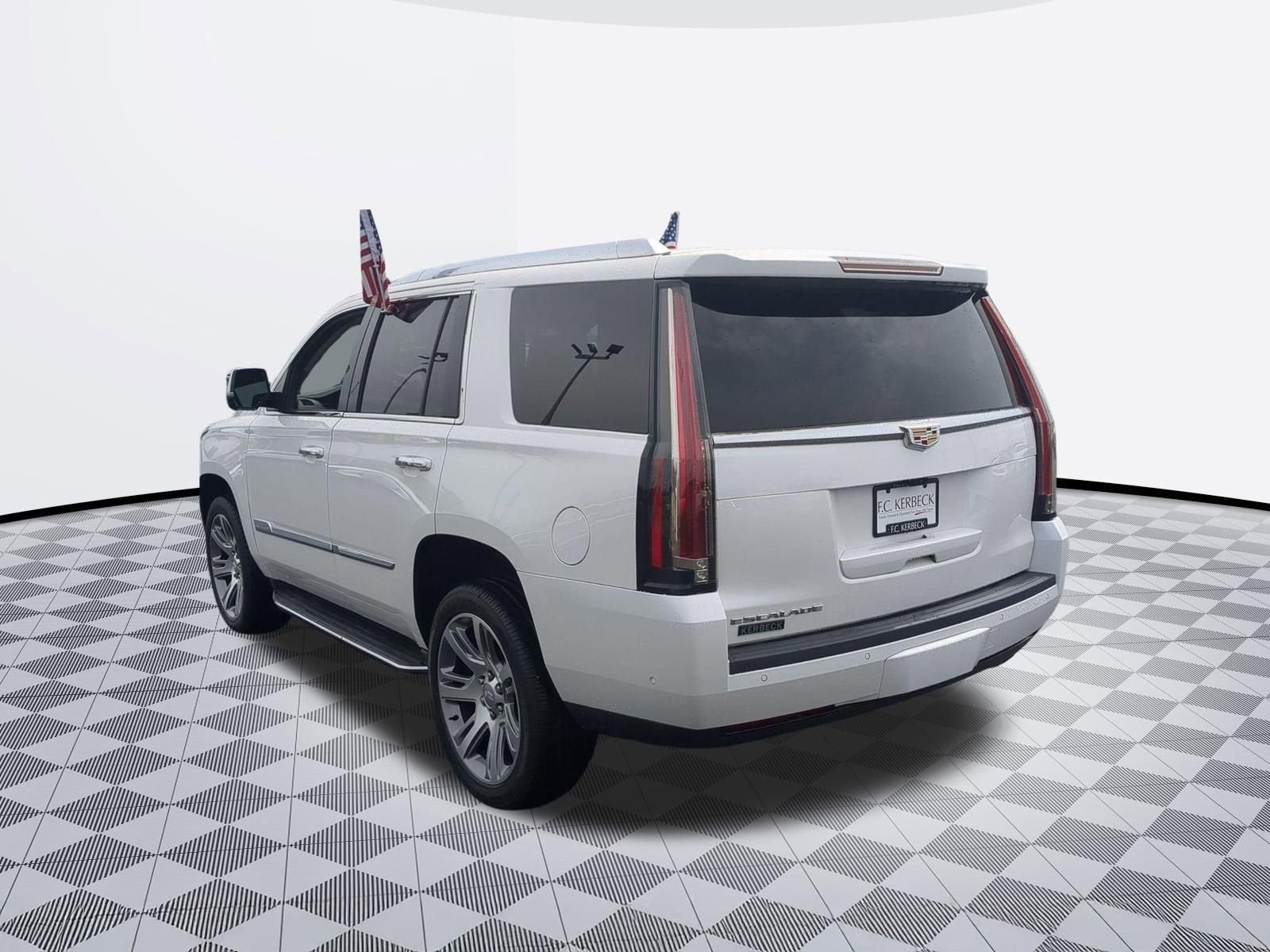 2020 Cadillac Escalade Luxury