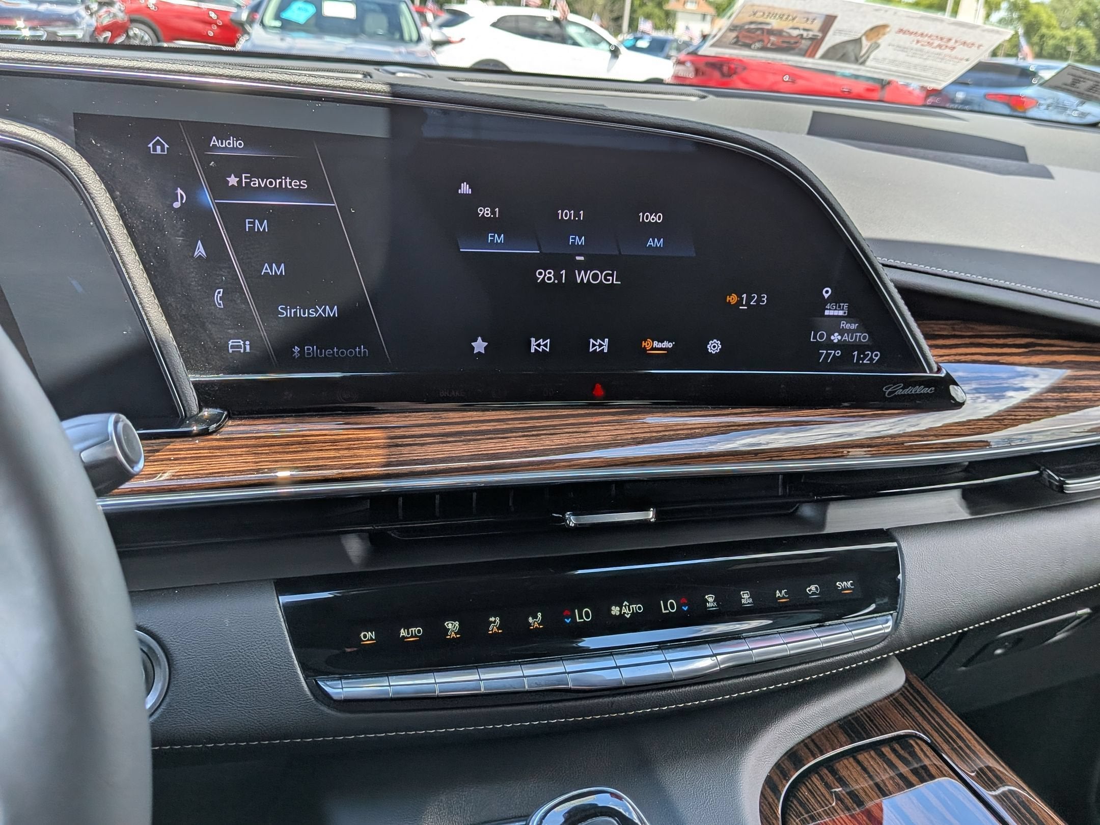 2023 Cadillac Escalade Premium Luxury