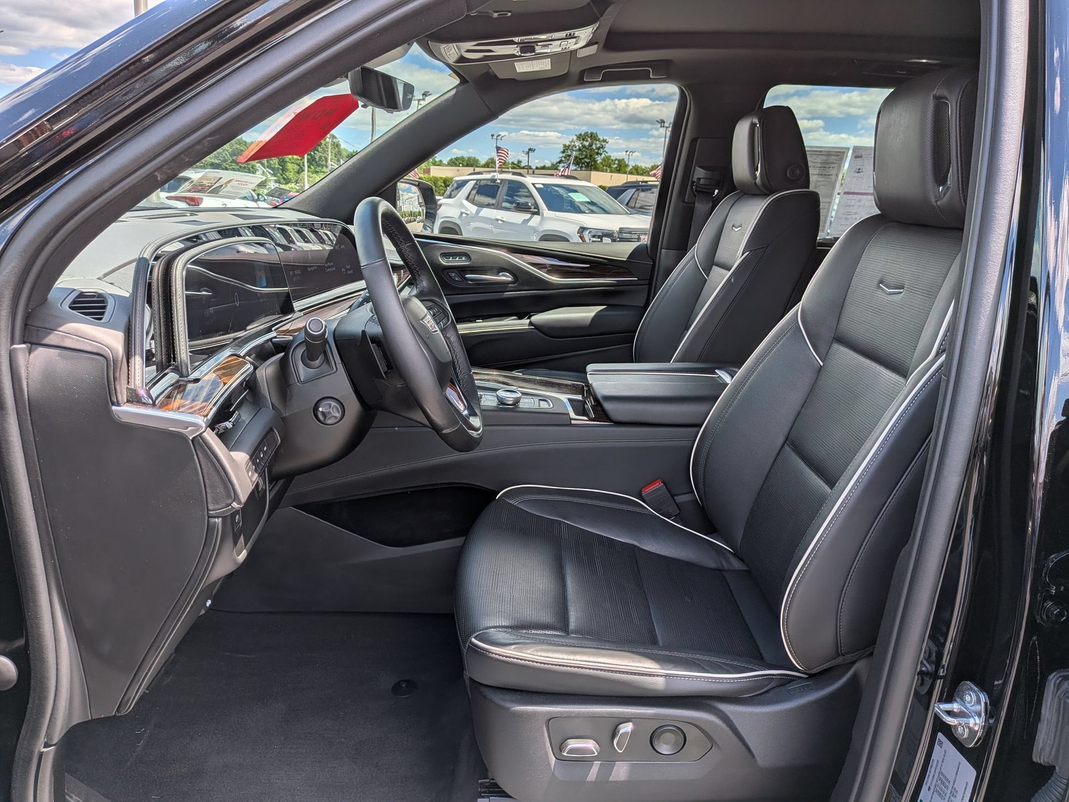2023 Cadillac Escalade Premium Luxury