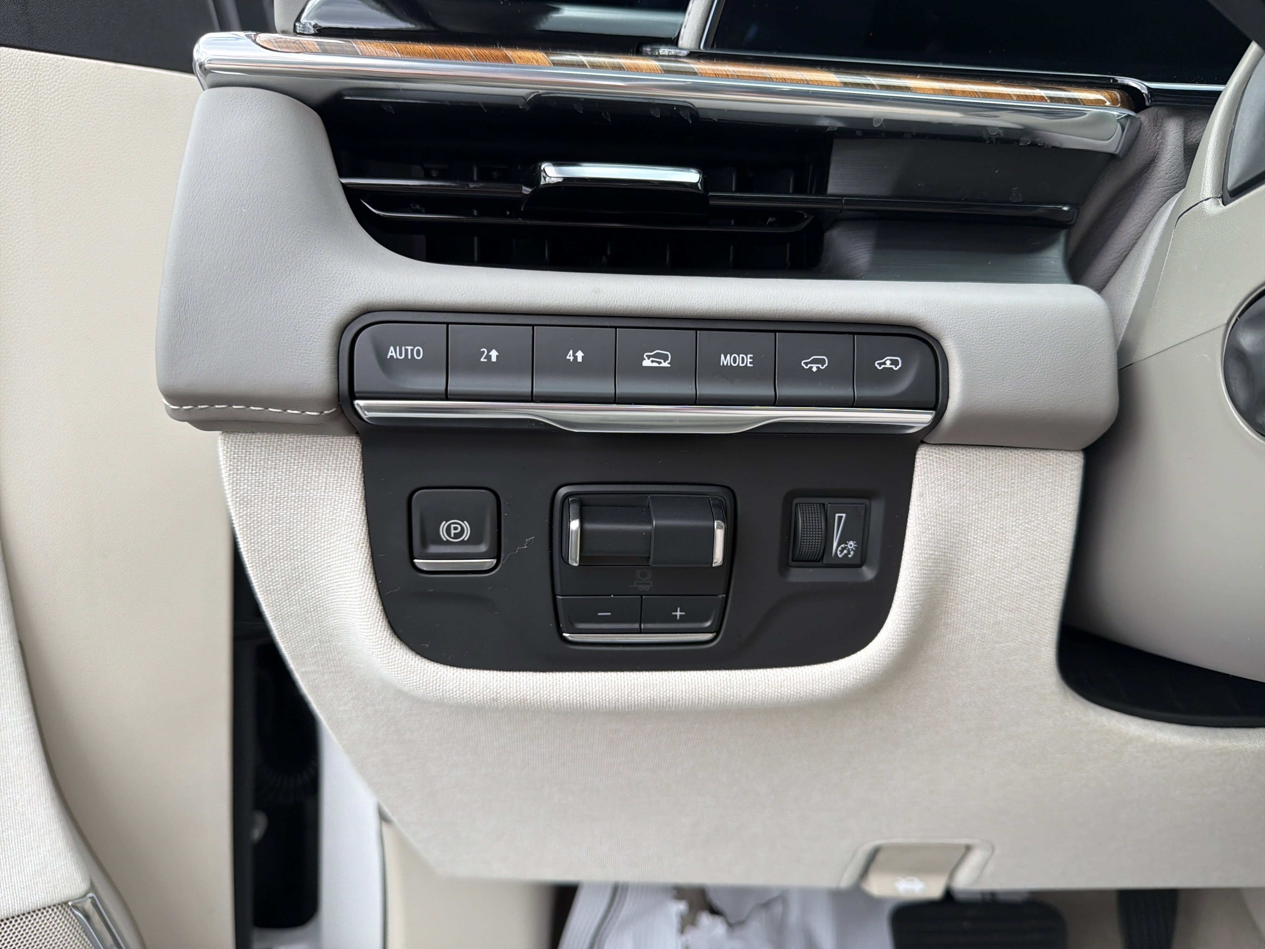 2024 Cadillac Escalade Premium Luxury Platinum