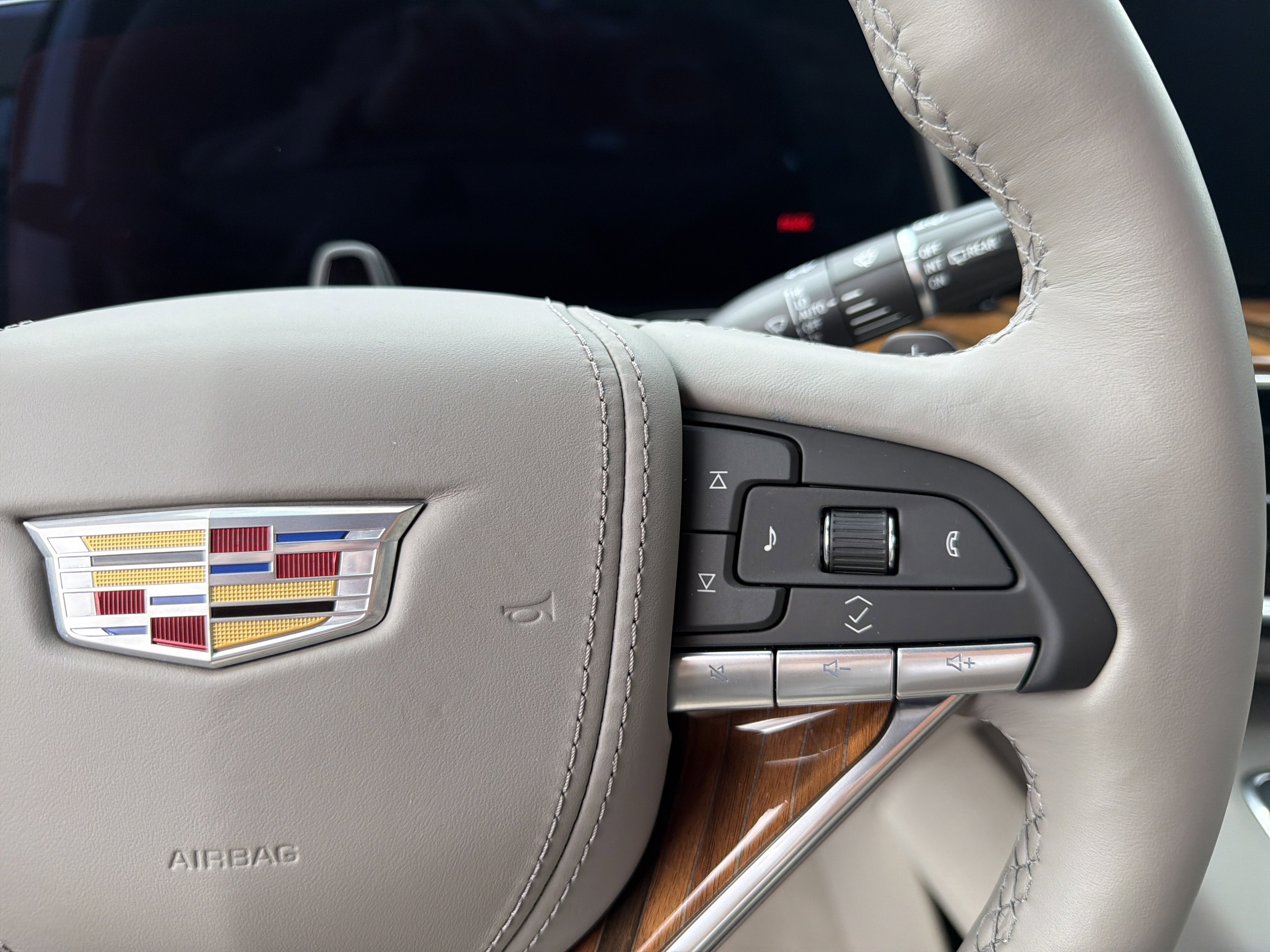 2024 Cadillac Escalade Premium Luxury Platinum