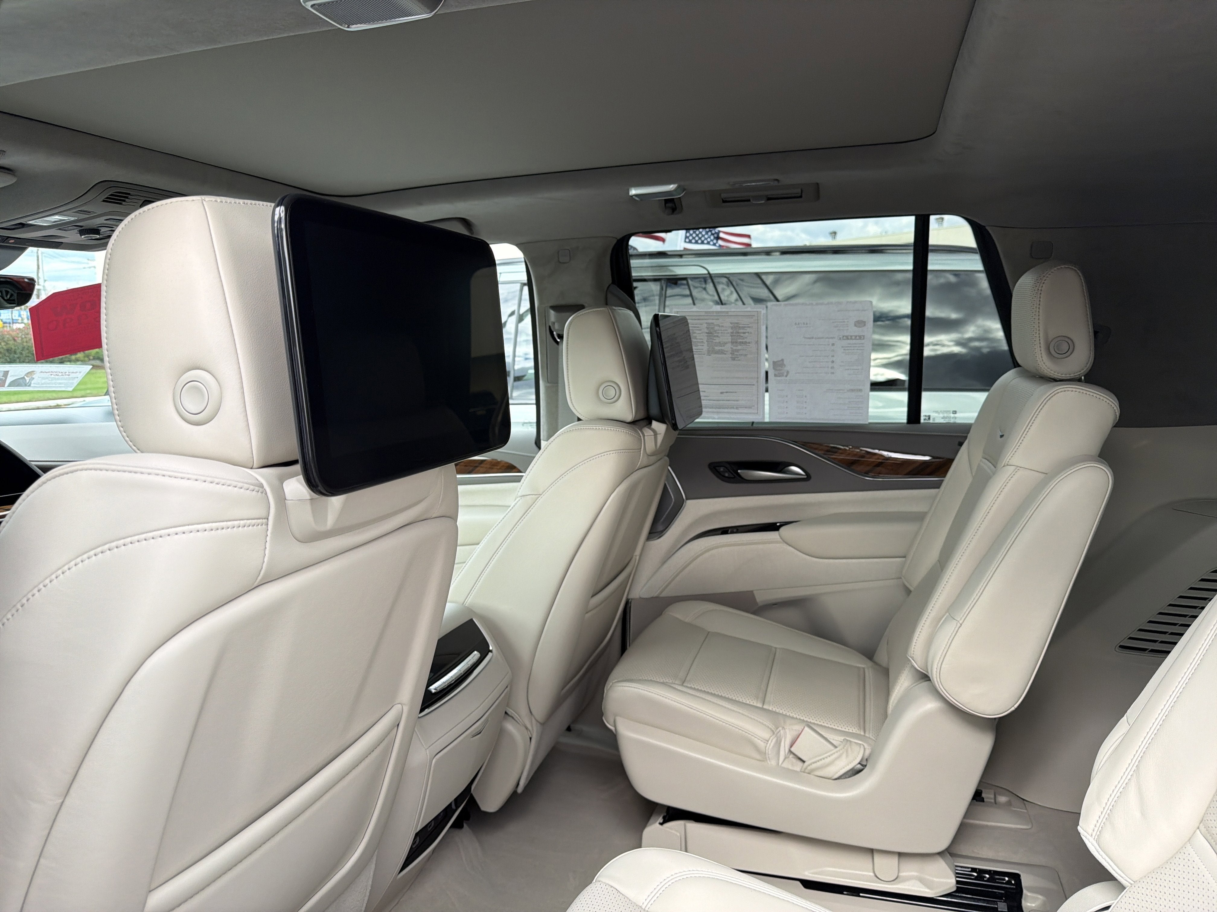 2024 Cadillac Escalade Premium Luxury Platinum