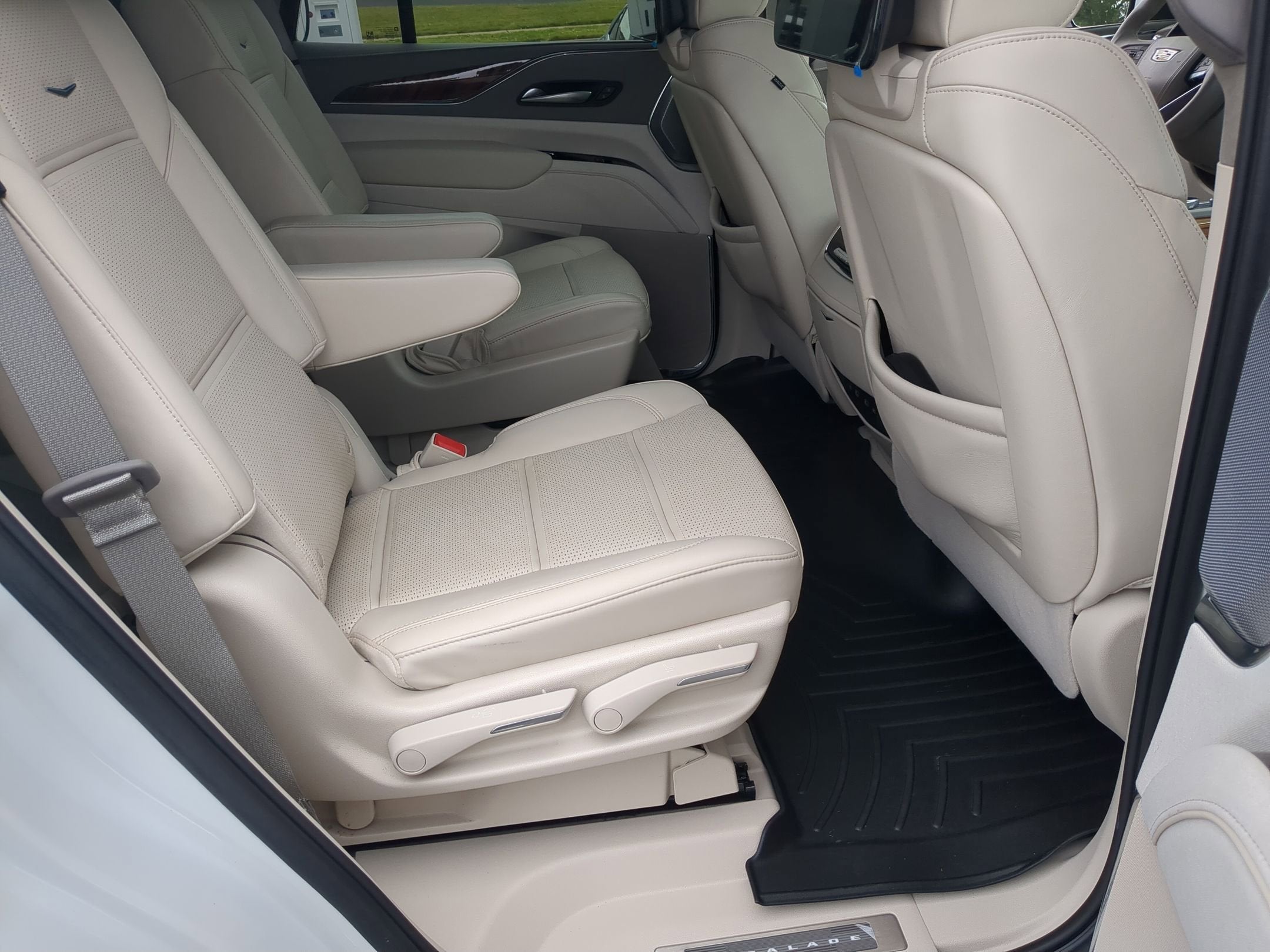 2024 Cadillac Escalade Premium Luxury Platinum