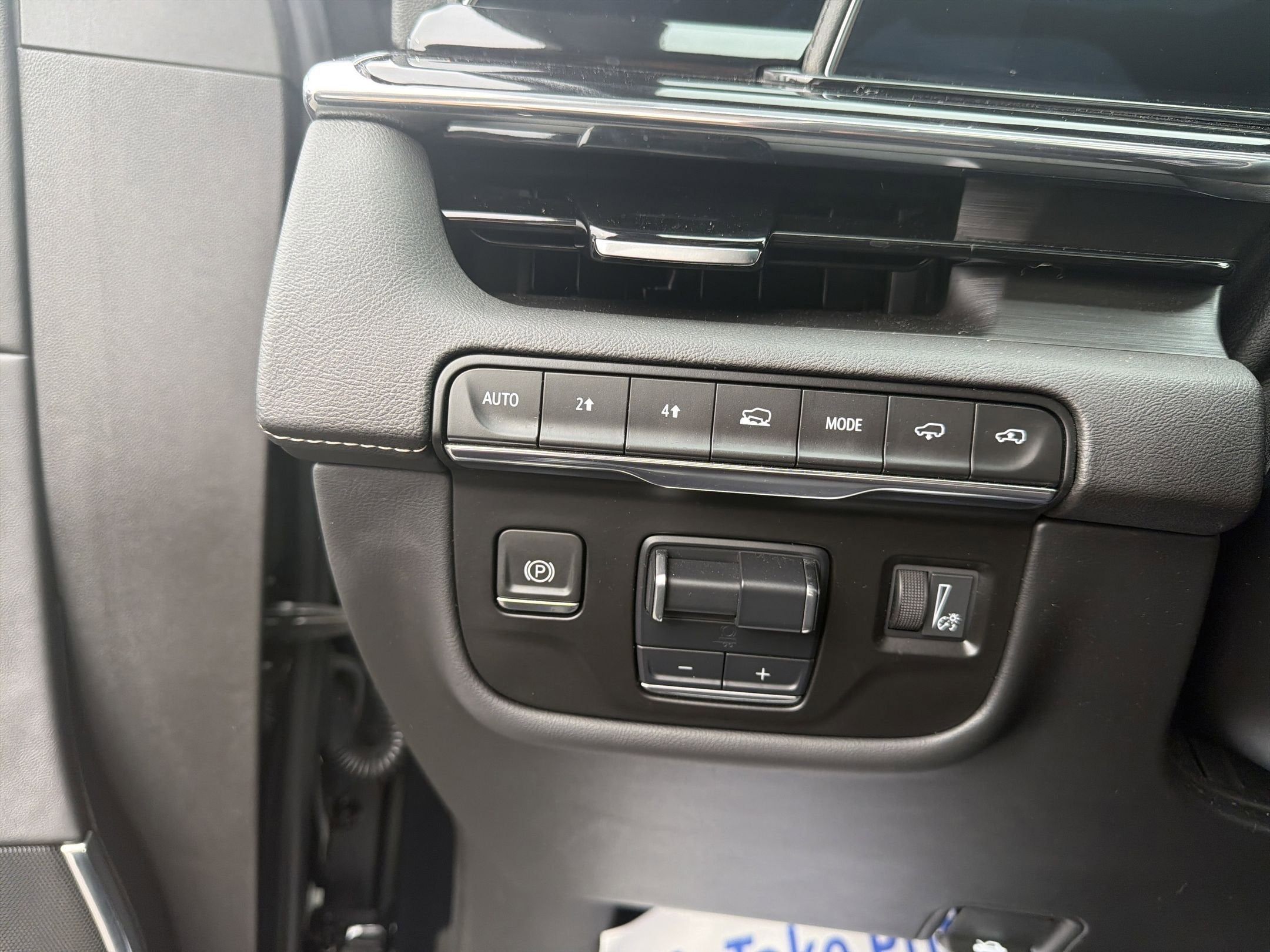 2023 Cadillac Escalade Sport