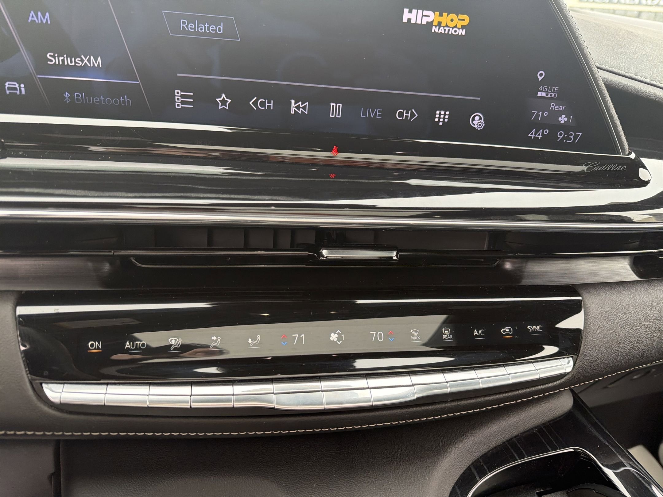 2023 Cadillac Escalade Sport