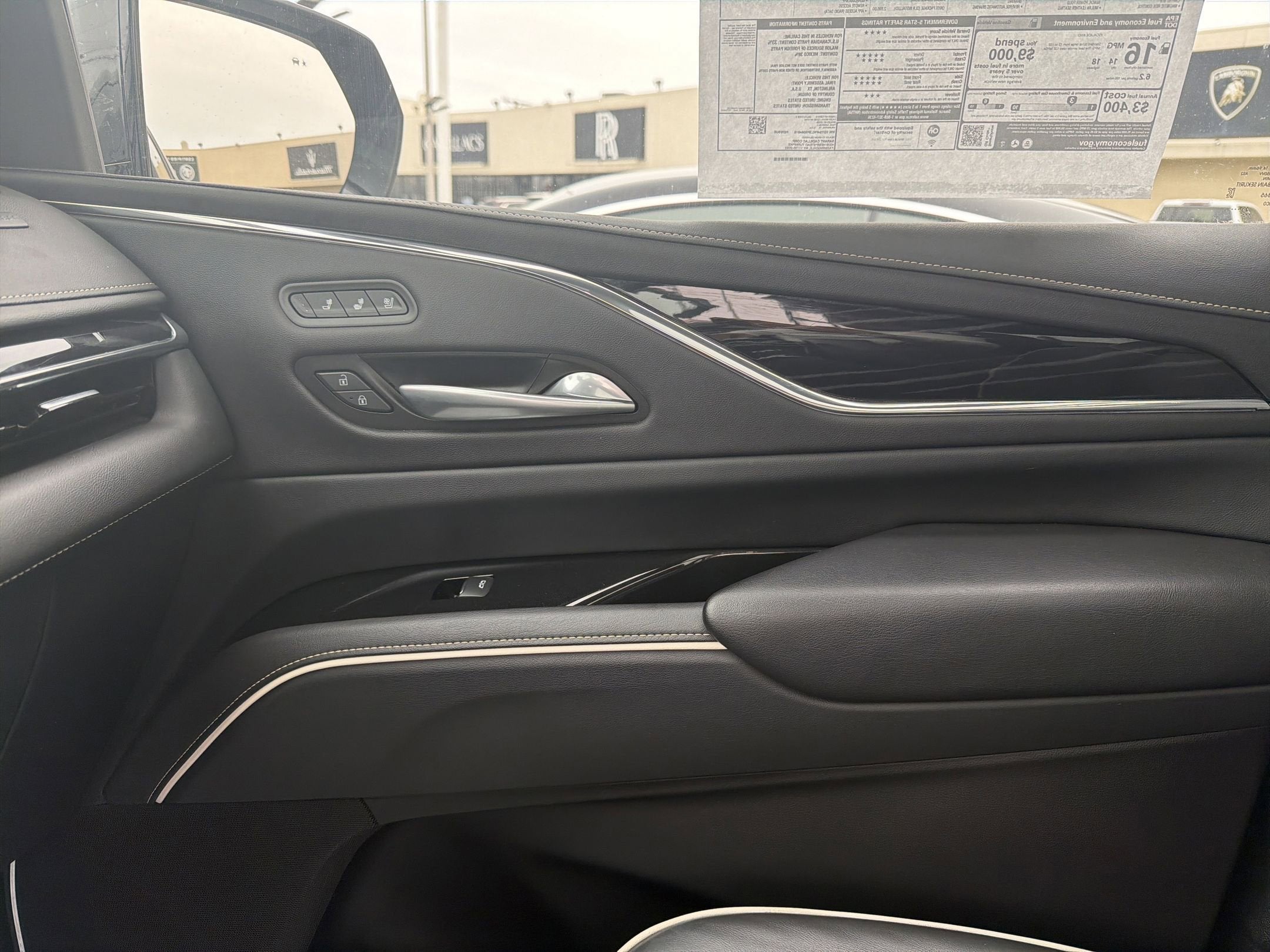 2023 Cadillac Escalade Sport