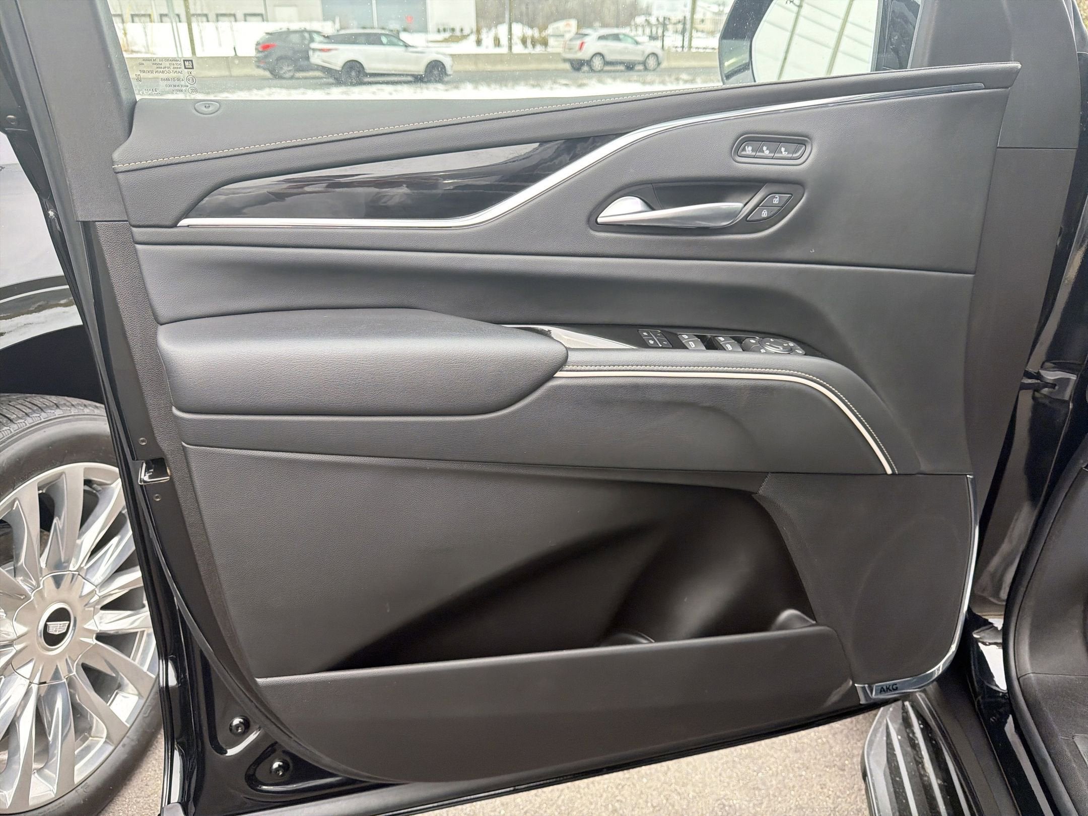 2023 Cadillac Escalade Sport