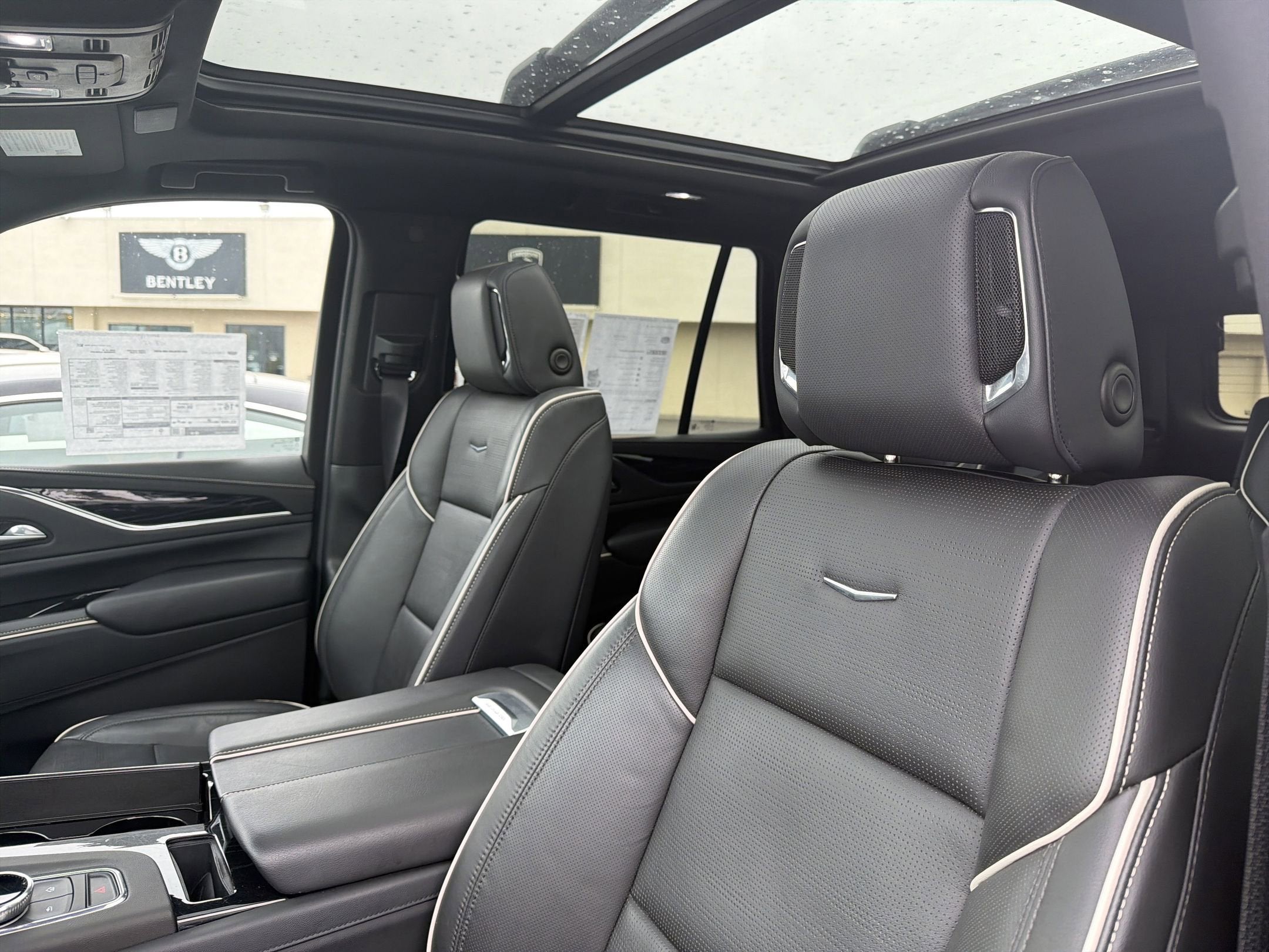 2023 Cadillac Escalade Sport