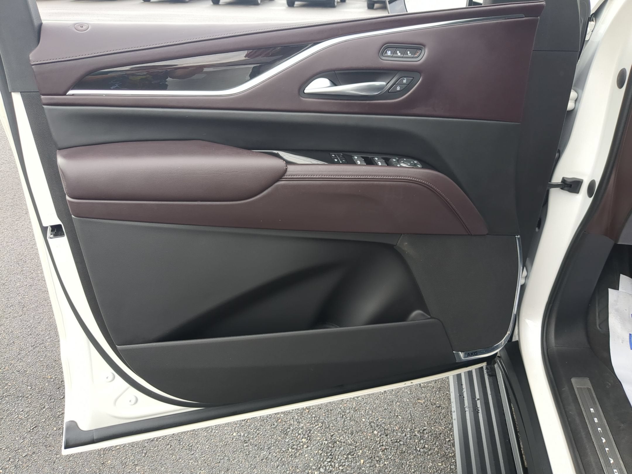 2023 Cadillac Escalade 4WD Sport Platinum
