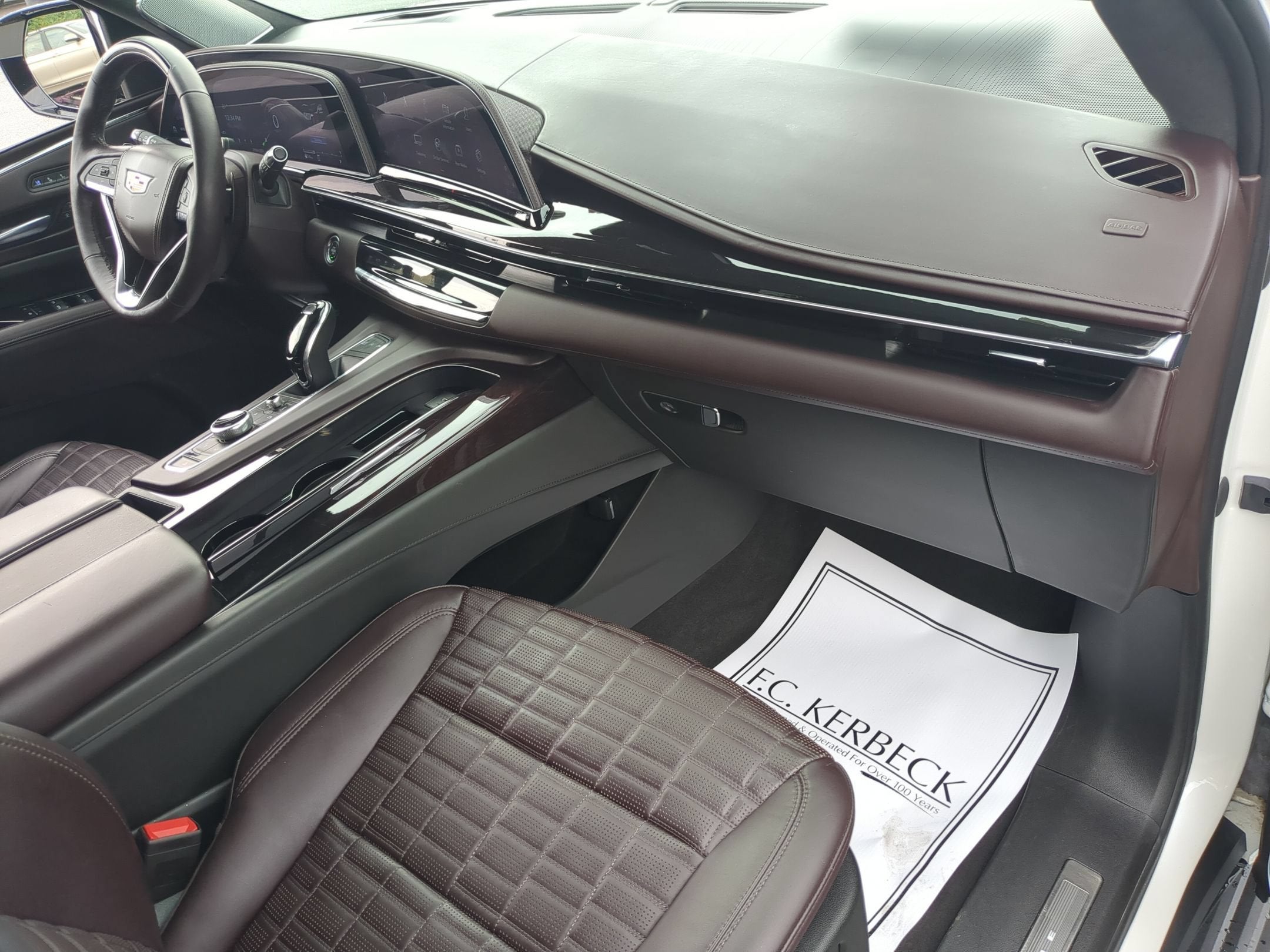 2023 Cadillac Escalade 4WD Sport Platinum