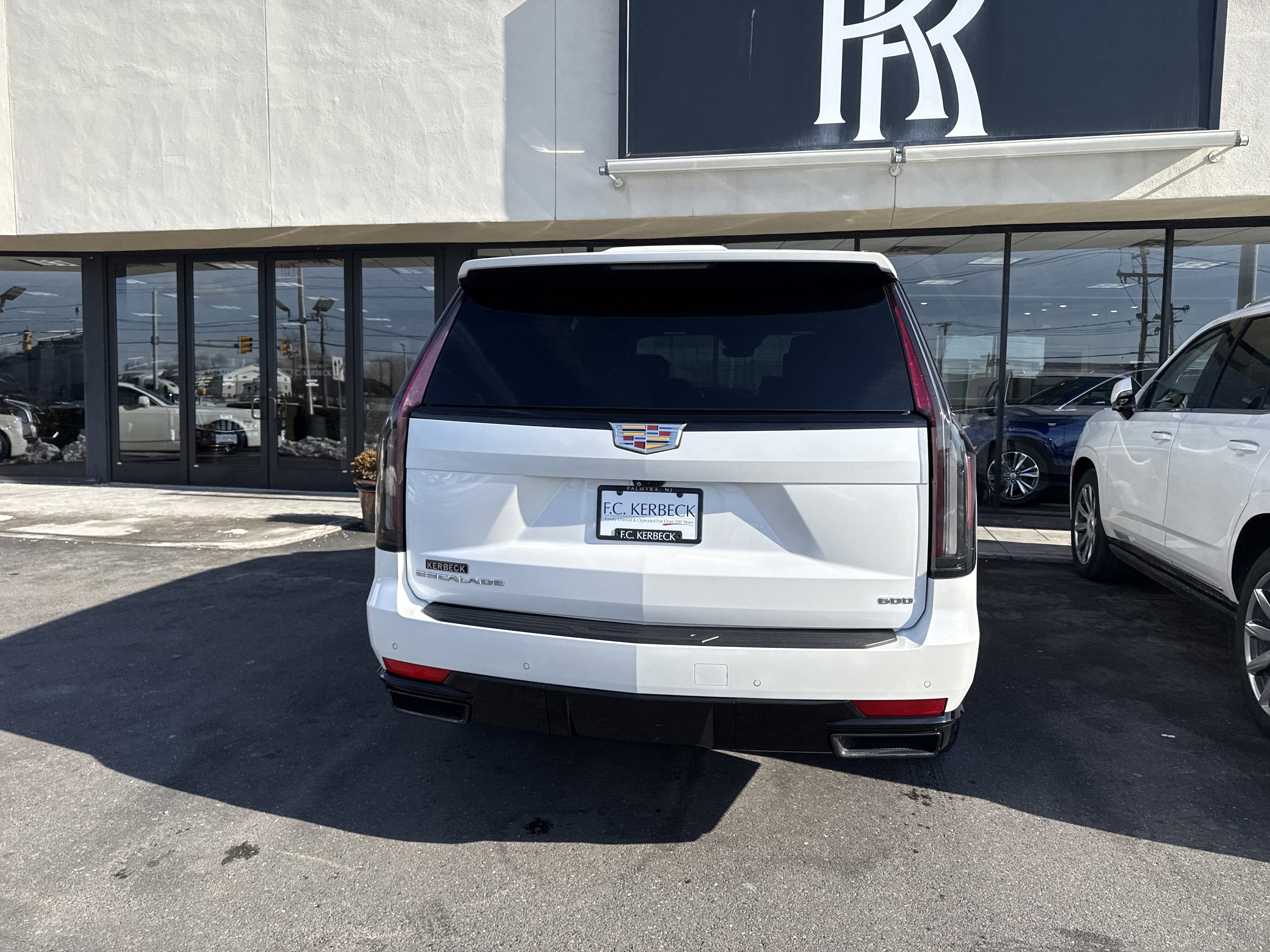 2023 Cadillac Escalade Sport Platinum