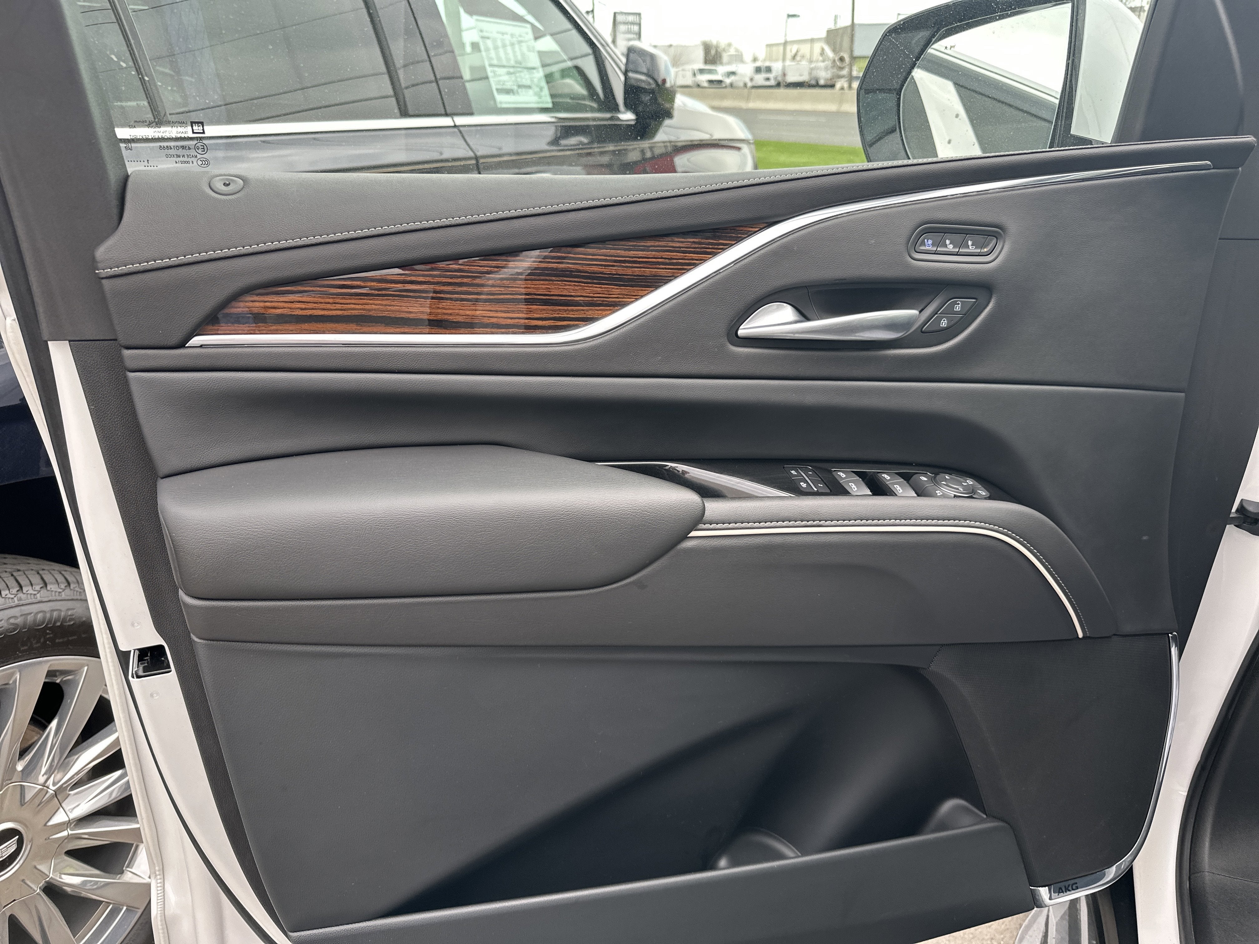 2021 Cadillac Escalade ESV Premium Luxury