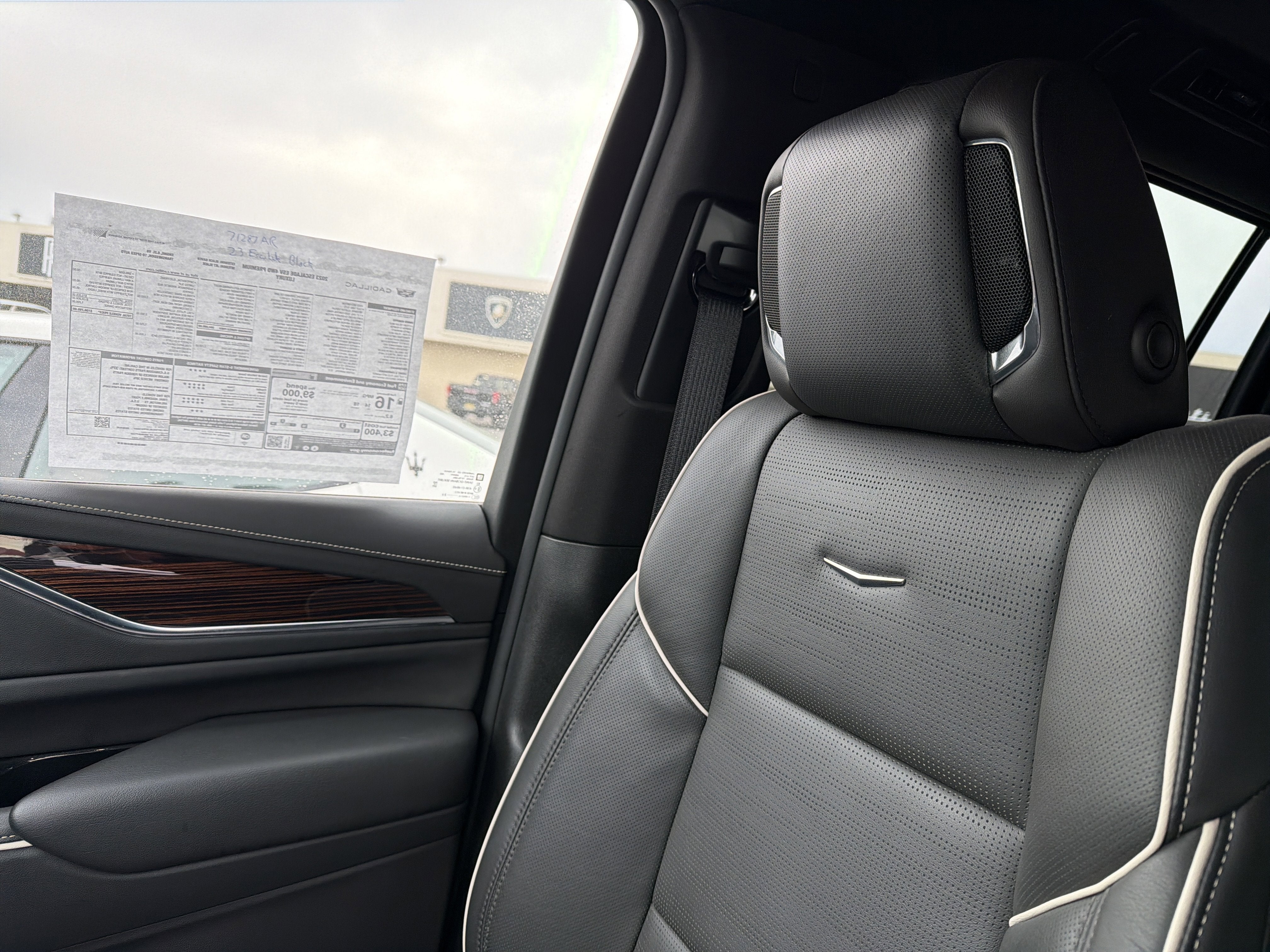 2023 Cadillac Escalade ESV Premium Luxury