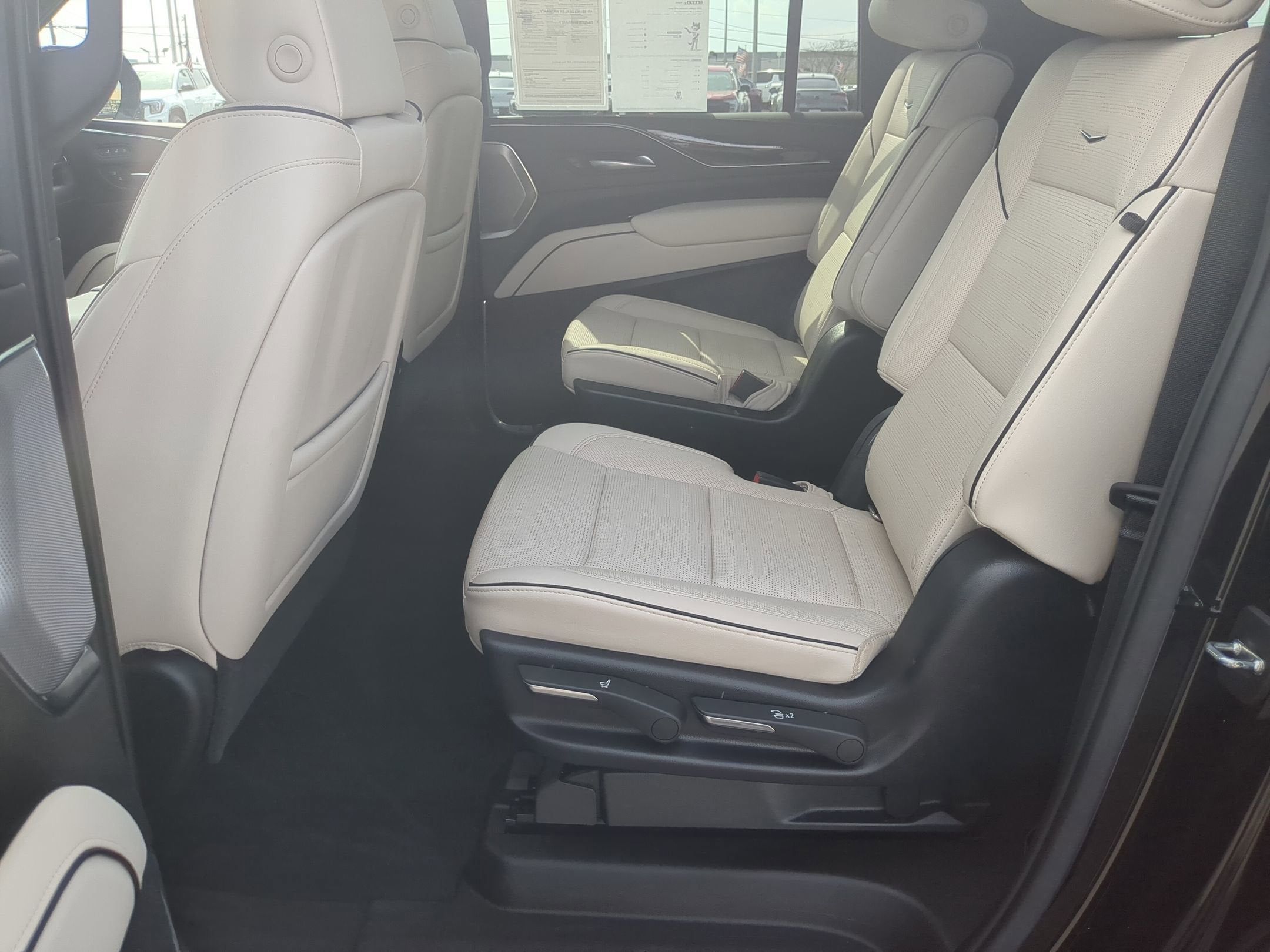 2021 Cadillac Escalade ESV Sport