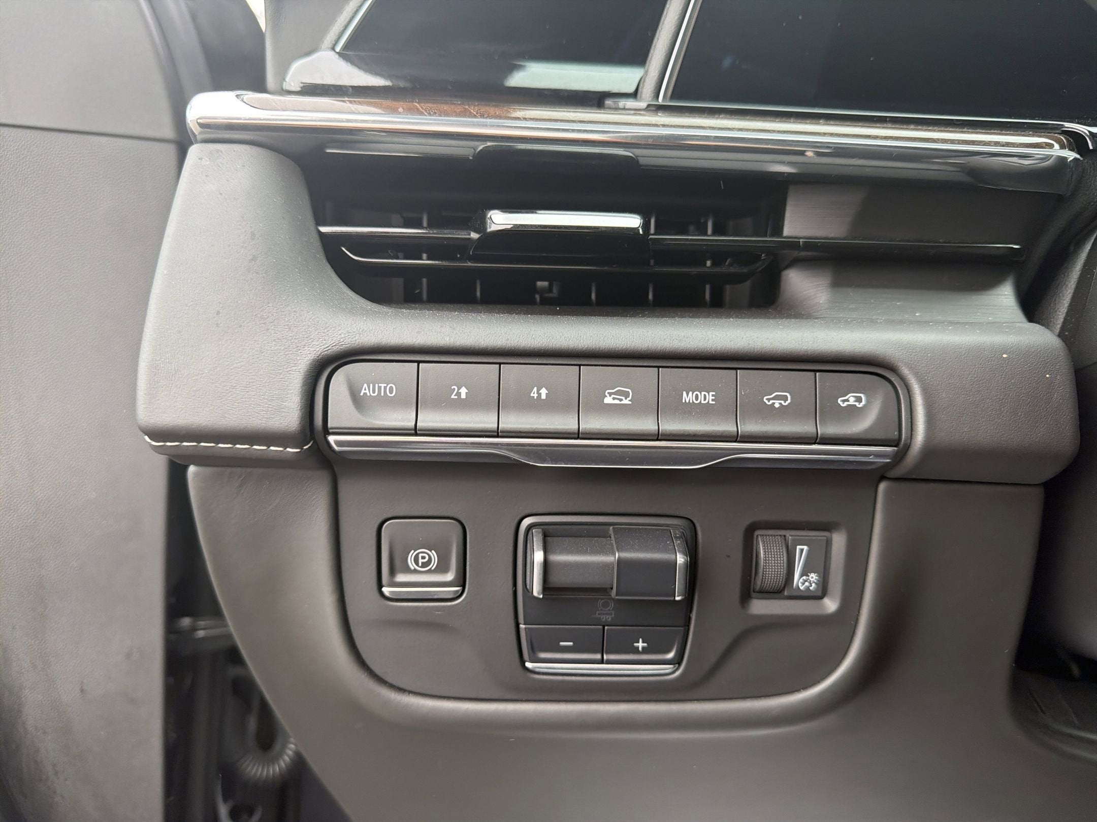 2023 Cadillac Escalade ESV Sport Platinum