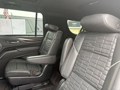 2023 Cadillac Escalade ESV Sport Platinum