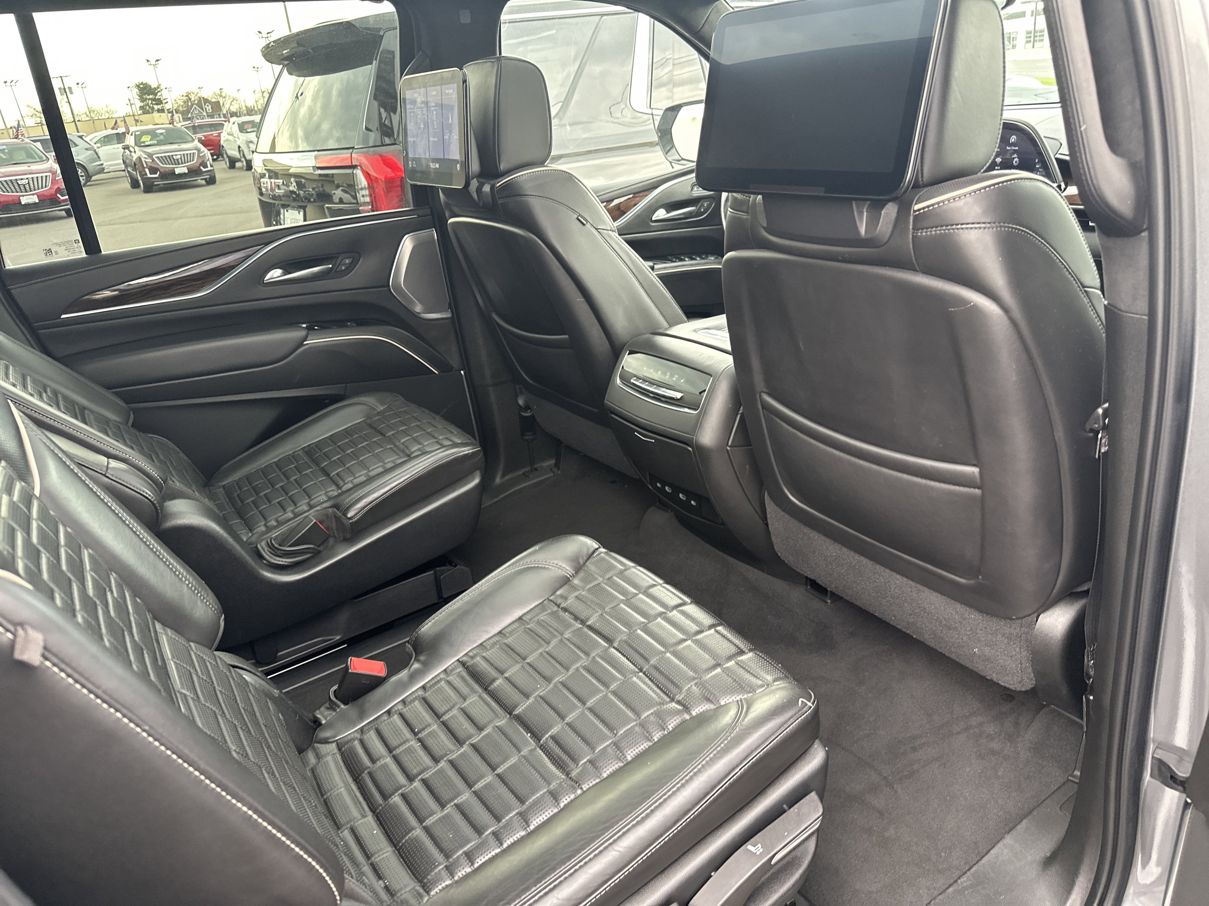 2021 Cadillac Escalade ESV Sport Platinum