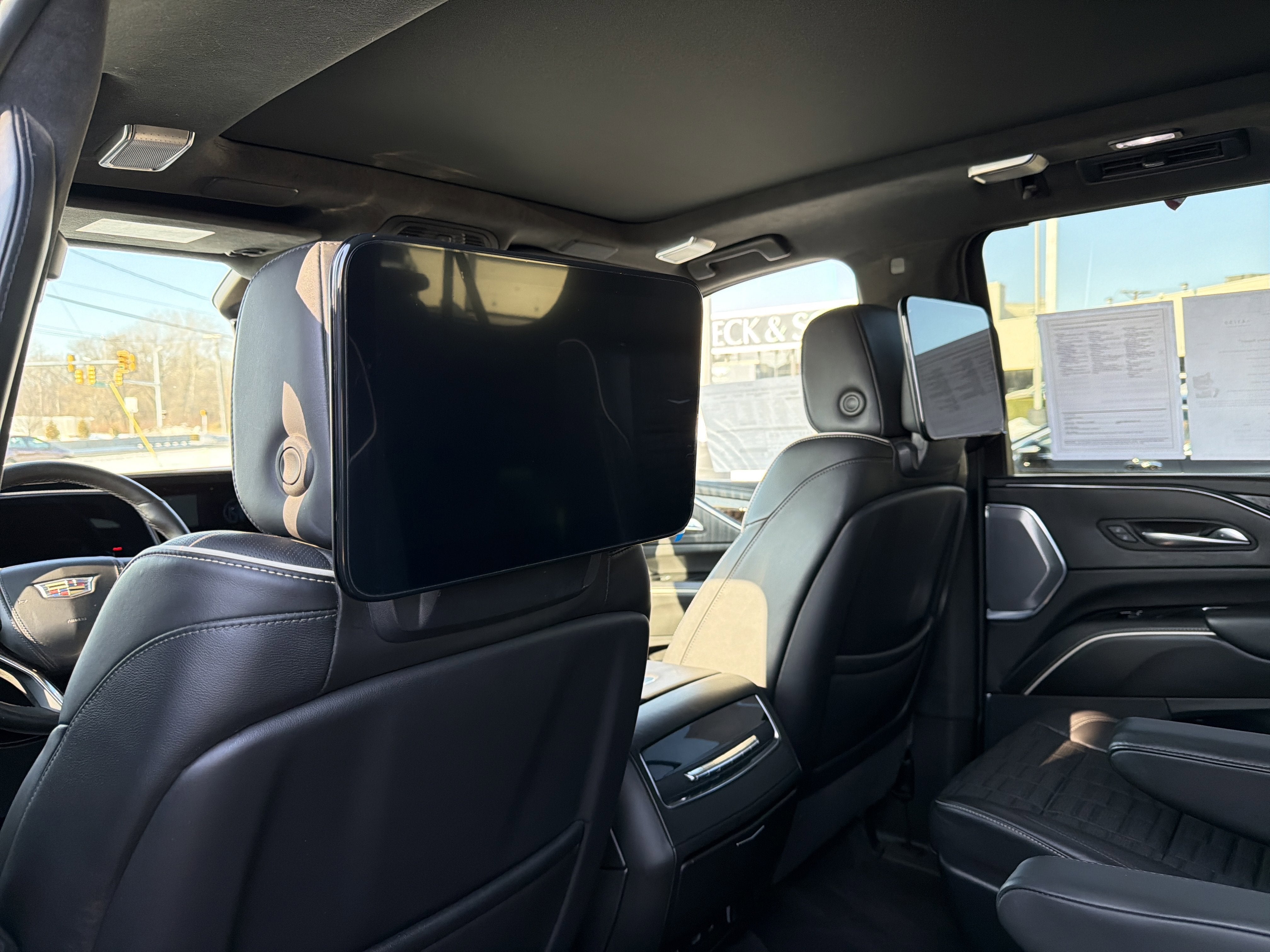 2023 Cadillac Escalade ESV Sport Platinum