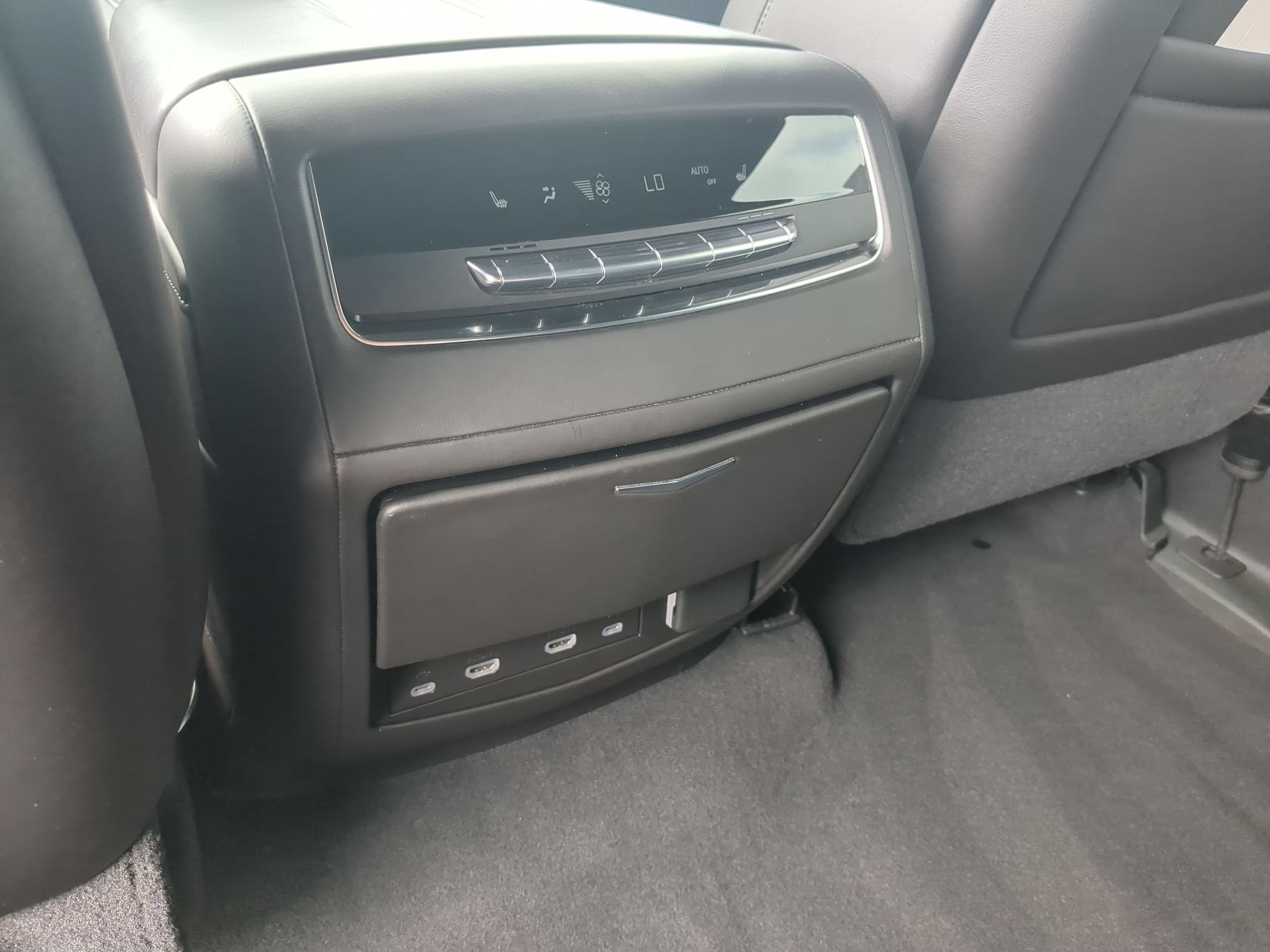 2021 Cadillac Escalade ESV Sport Platinum