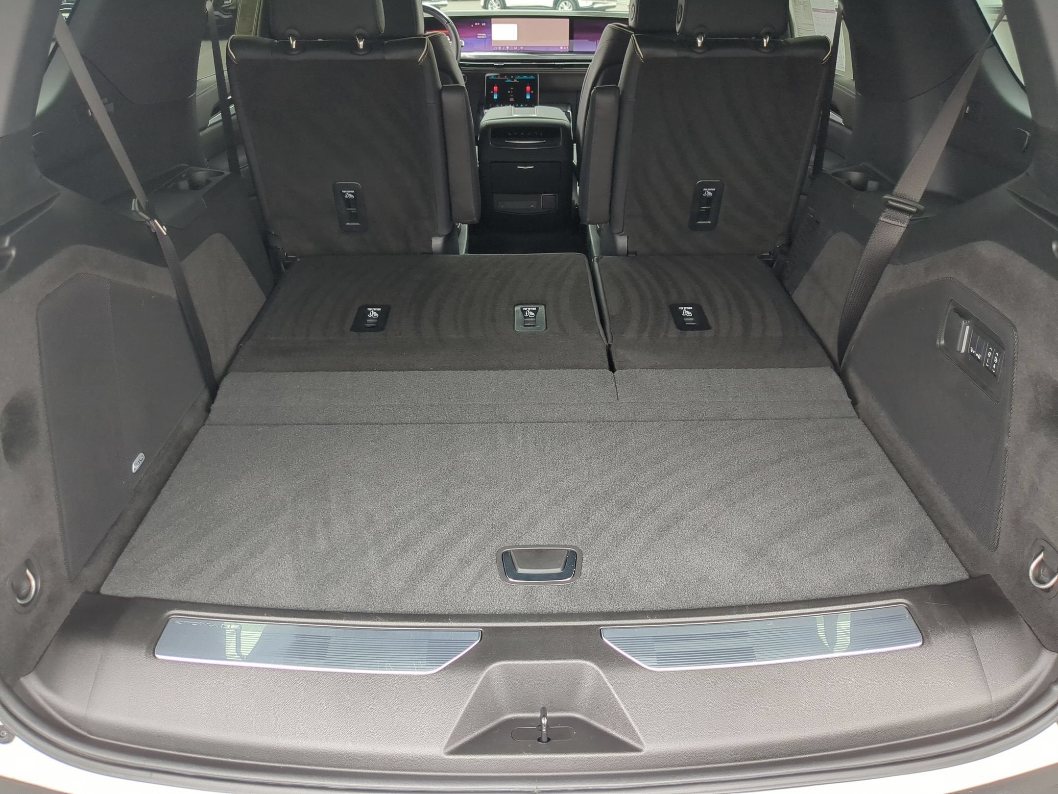 2025 Cadillac Escalade Sport